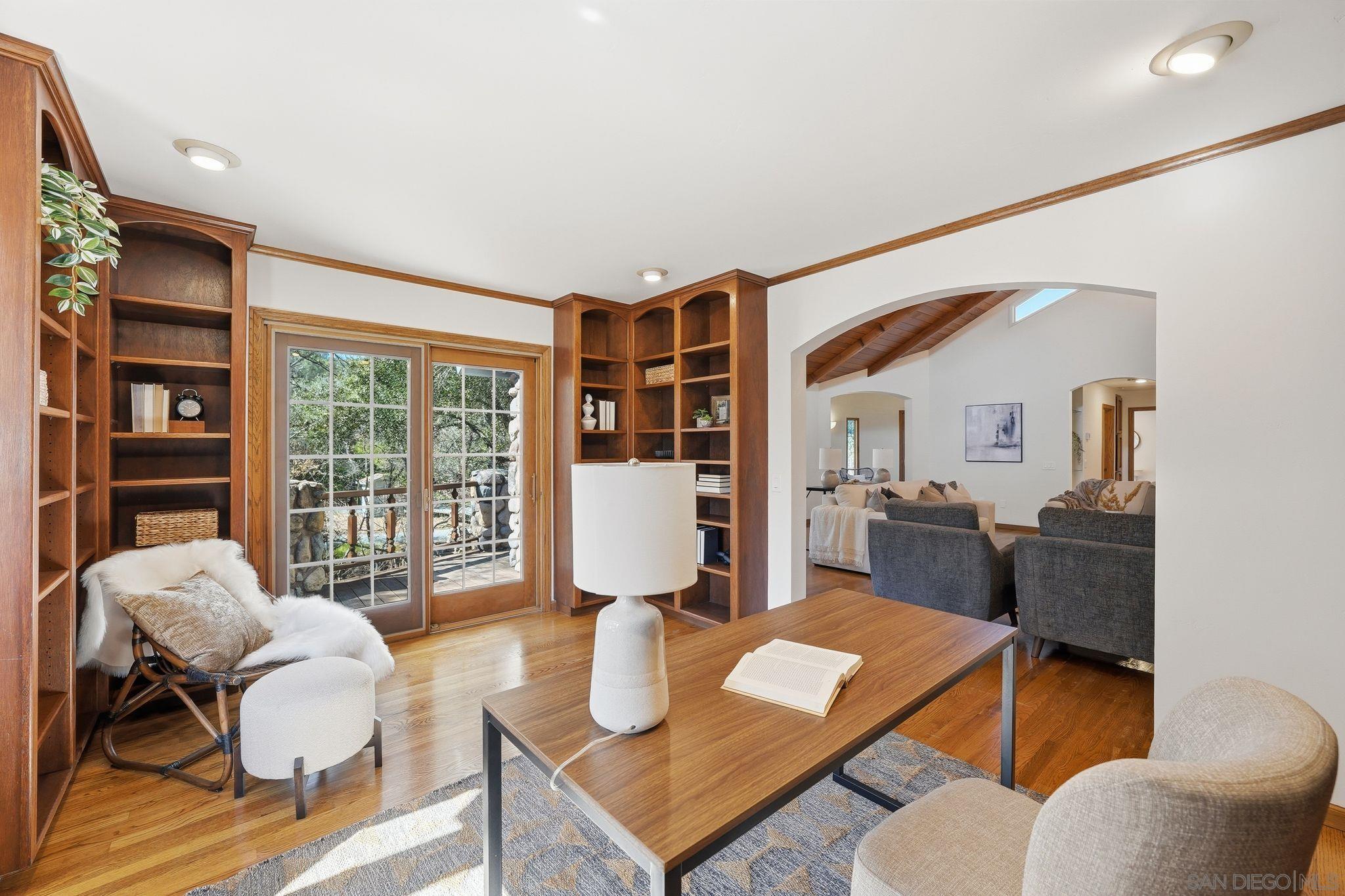 Detail Gallery Image 17 of 75 For 432  Arnold Way, Alpine,  CA 91901 - 5 Beds | 3 Baths