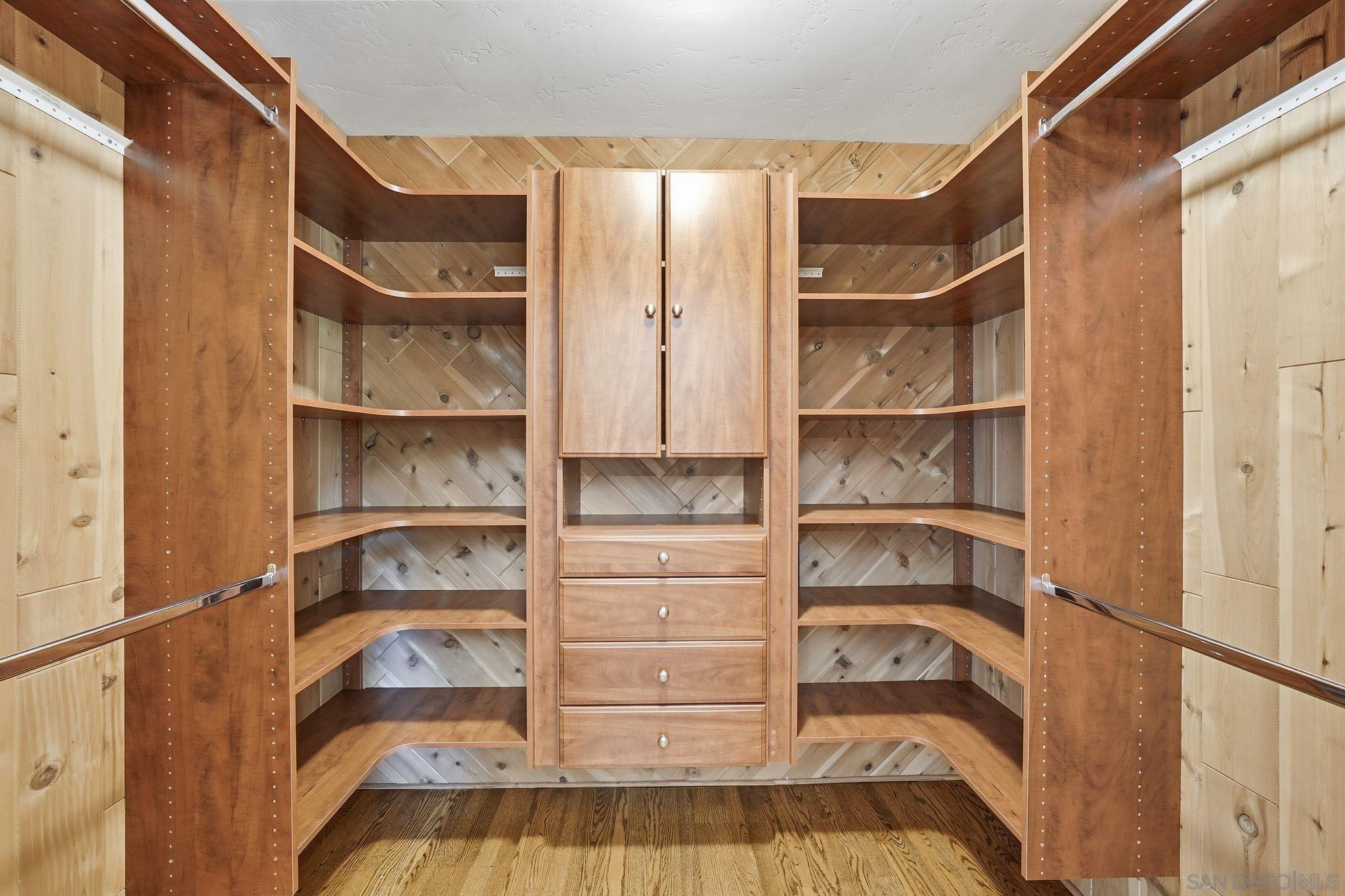 Detail Gallery Image 32 of 75 For 432  Arnold Way, Alpine,  CA 91901 - 5 Beds | 3 Baths