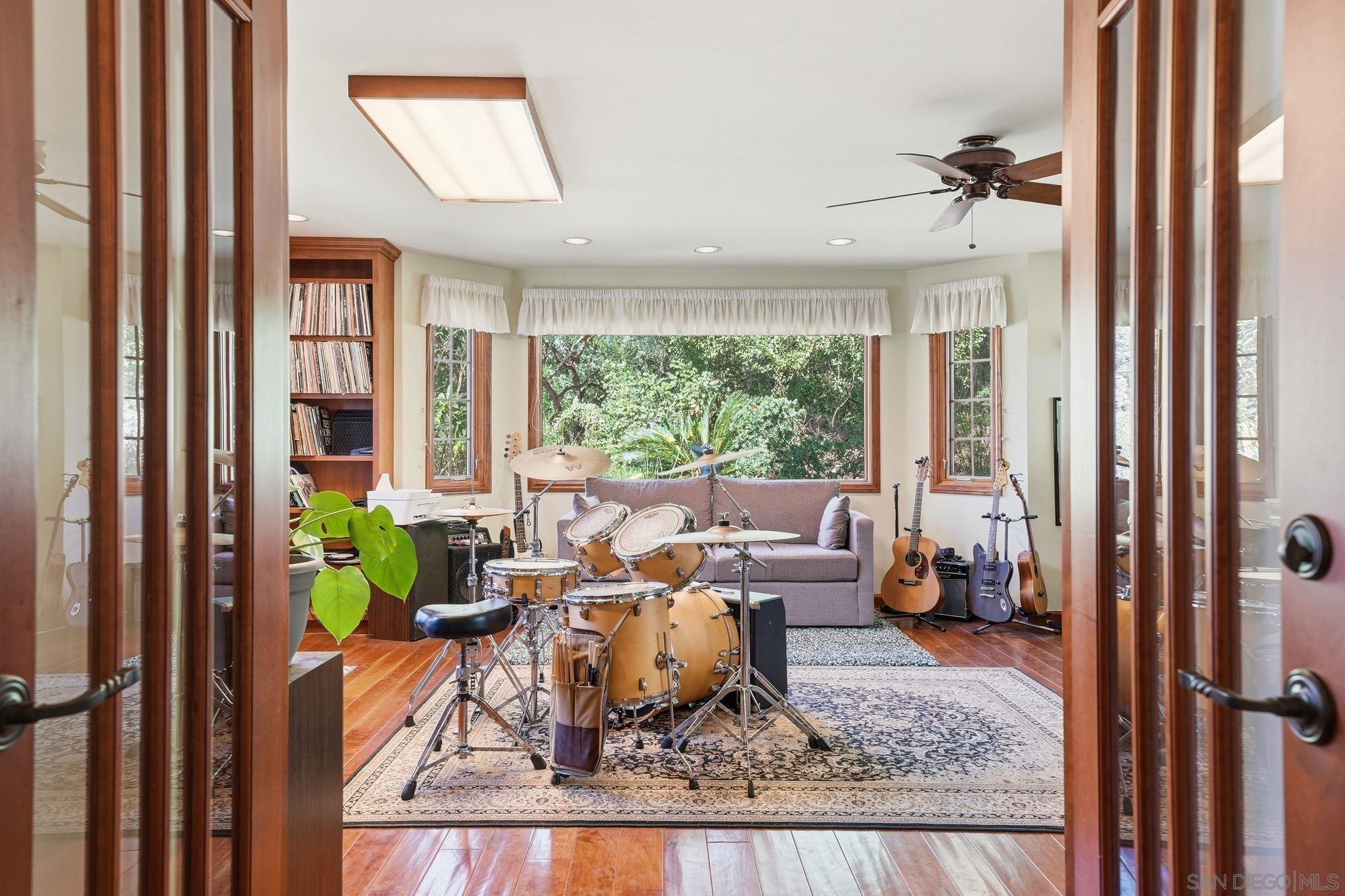 Detail Gallery Image 48 of 75 For 432  Arnold Way, Alpine,  CA 91901 - 5 Beds | 3 Baths