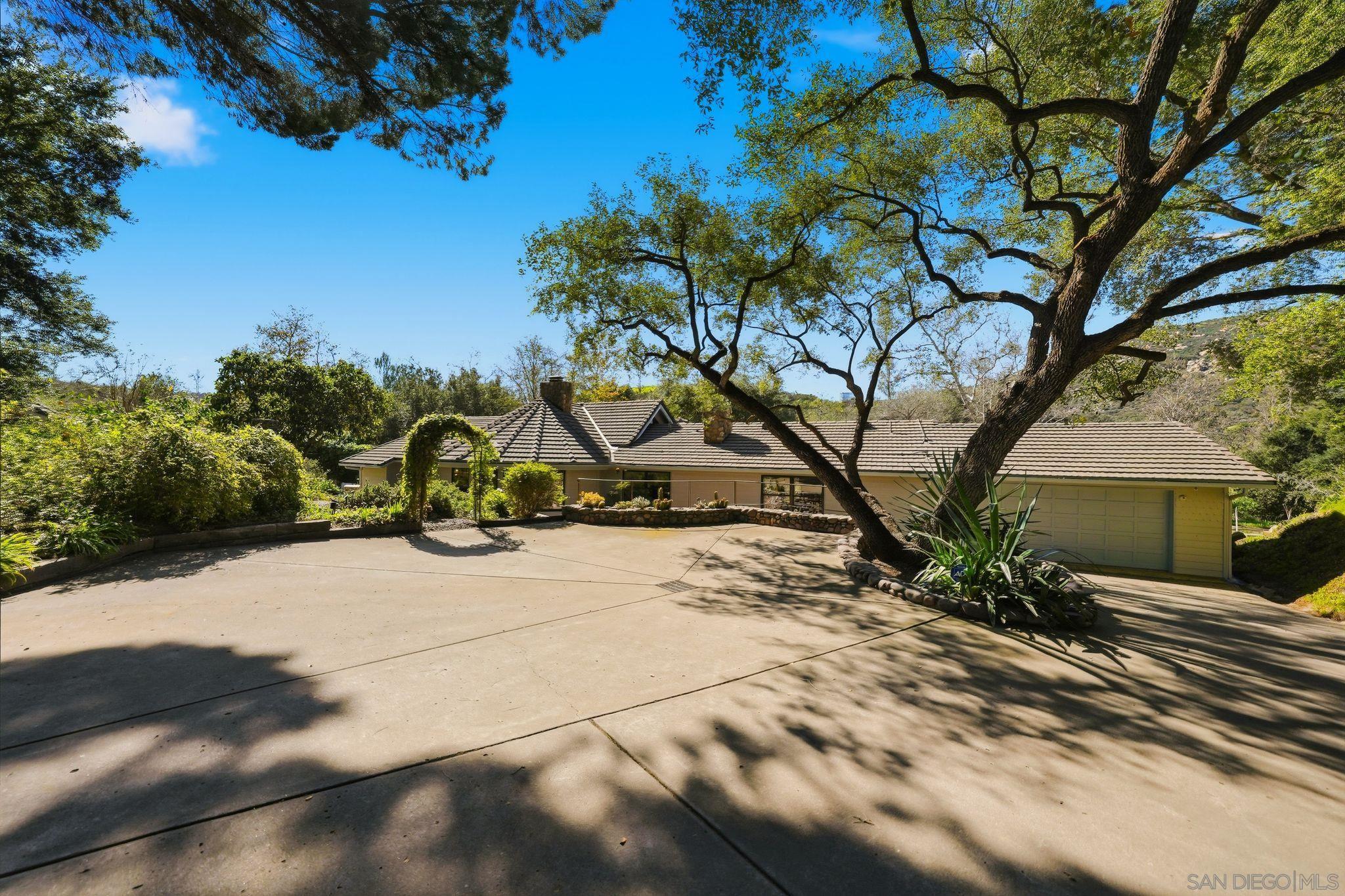 Detail Gallery Image 60 of 75 For 432  Arnold Way, Alpine,  CA 91901 - 5 Beds | 3 Baths