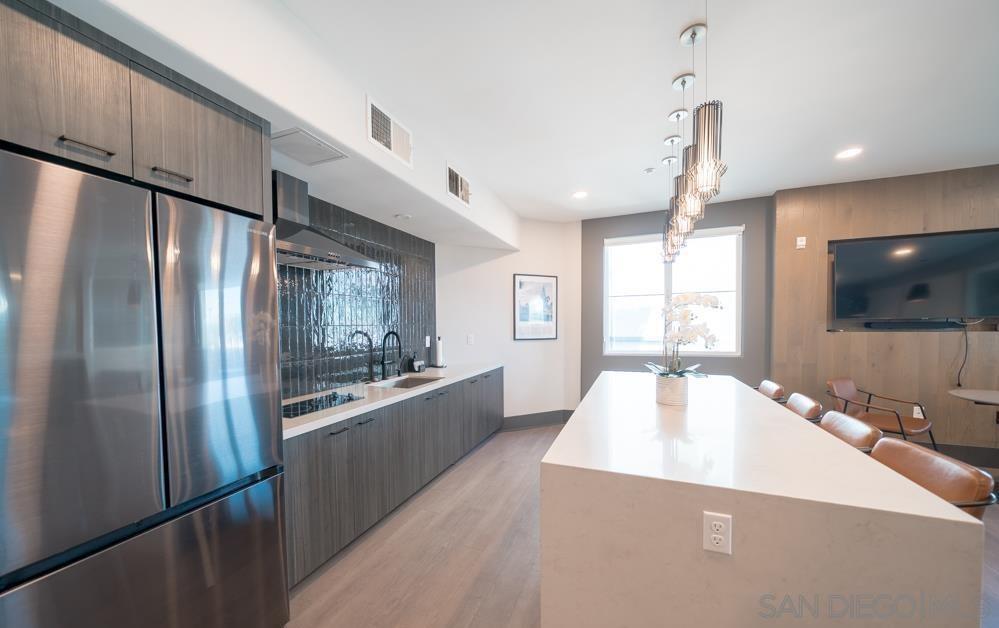 Detail Gallery Image 18 of 32 For 3950  Ohio St  #235,  San Diego,  CA 92104 - 3 Beds | 2 Baths