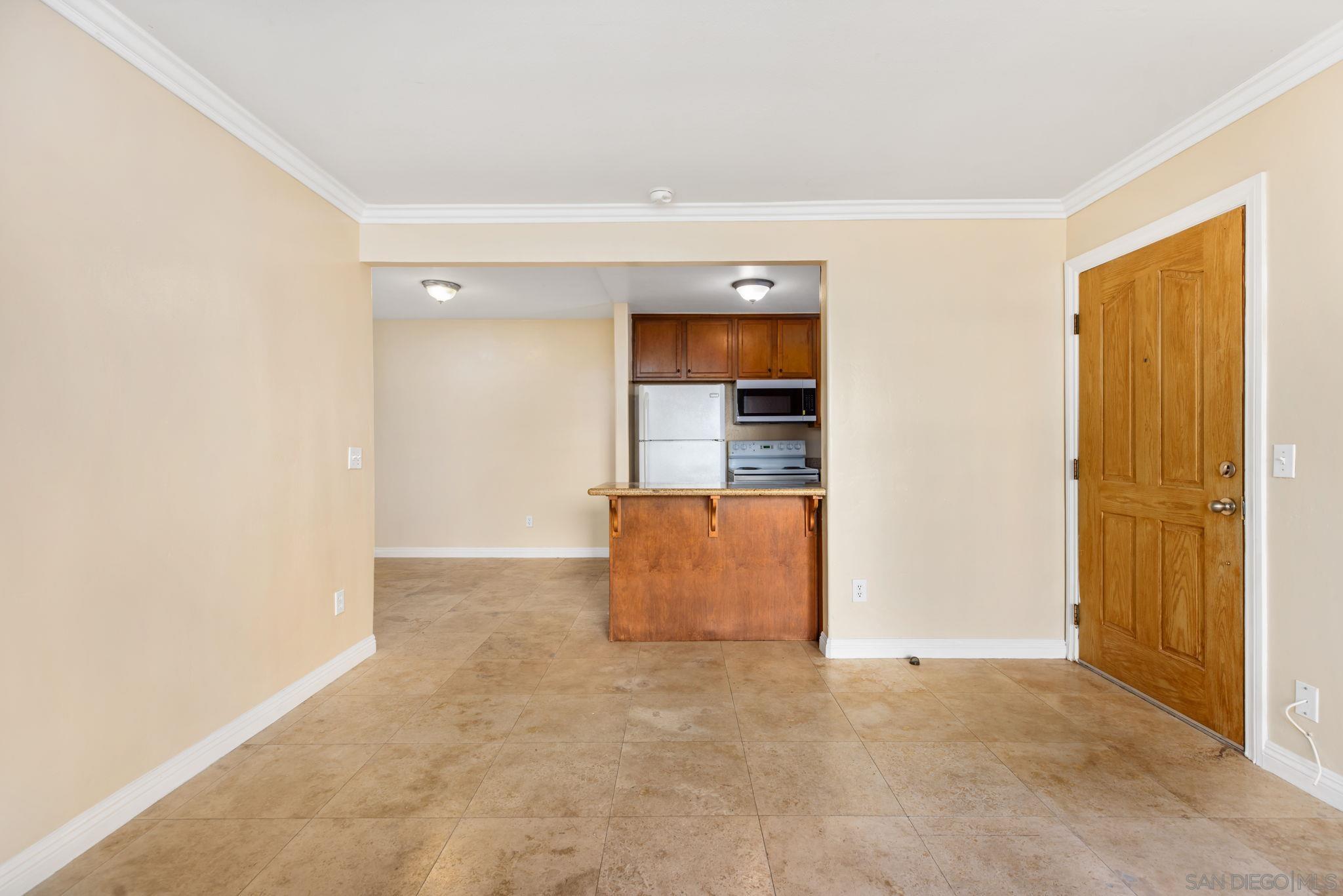 Detail Gallery Image 2 of 17 For 830 W Lincoln Ave  #182,  Escondido,  CA 92026 - 2 Beds | 1 Baths