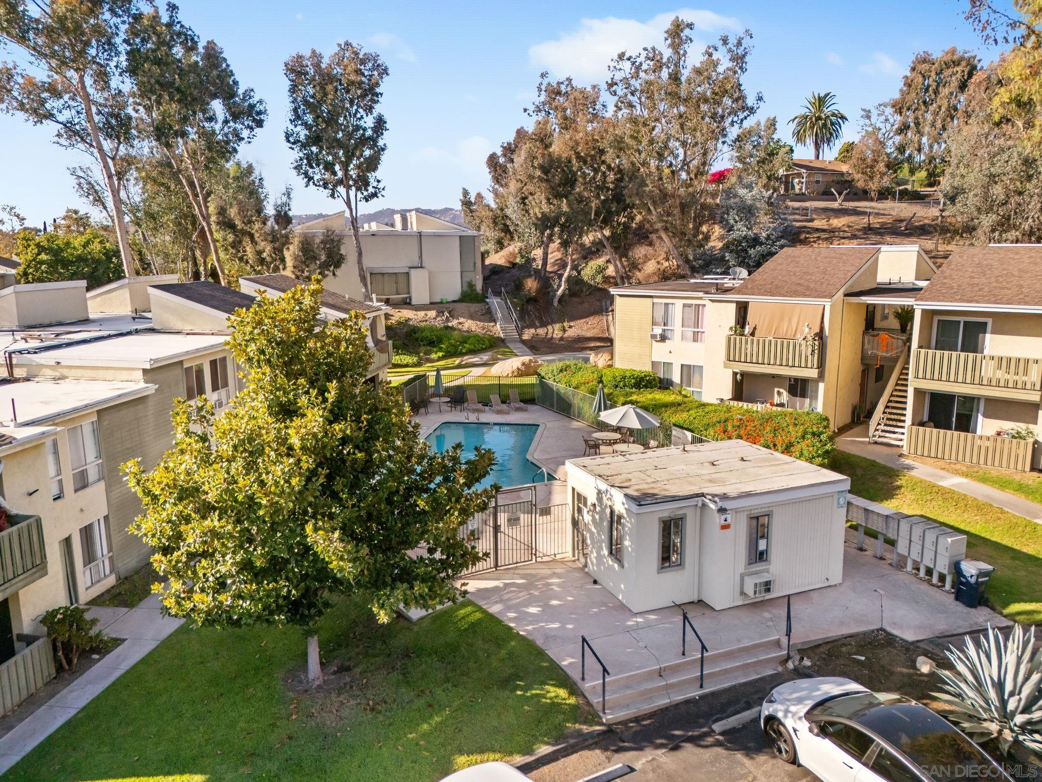 Detail Gallery Image 15 of 17 For 830 W Lincoln Ave  #182,  Escondido,  CA 92026 - 2 Beds | 1 Baths