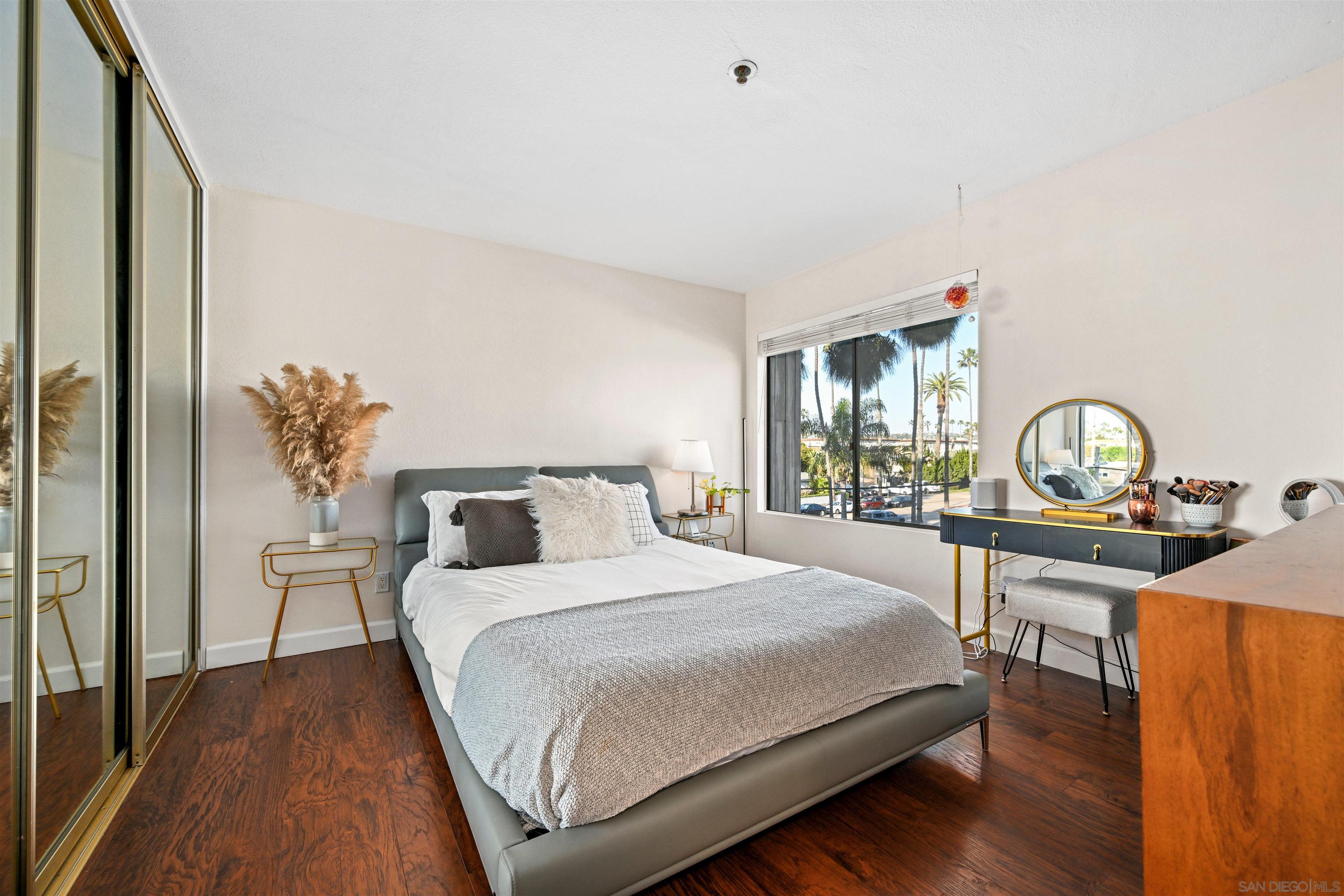 Detail Gallery Image 12 of 26 For 881  Thomas Ave  #21,  San Diego,  CA 92109 - 3 Beds | 2 Baths