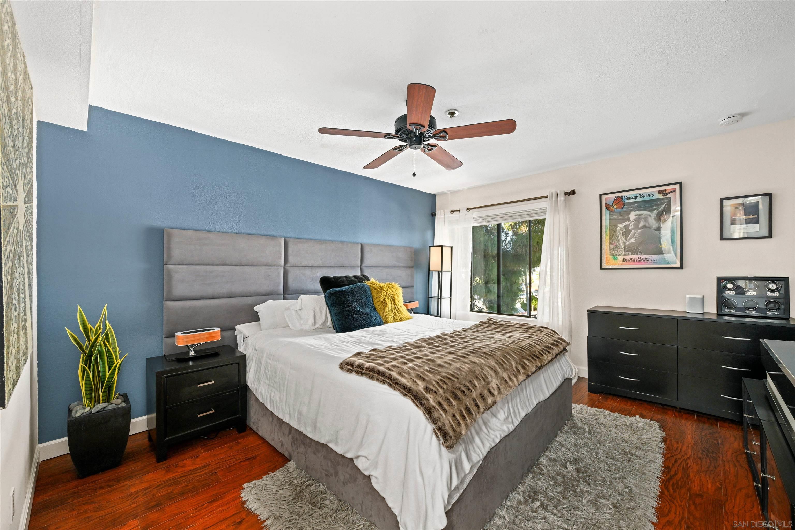 Detail Gallery Image 14 of 26 For 881  Thomas Ave  #21,  San Diego,  CA 92109 - 3 Beds | 2 Baths