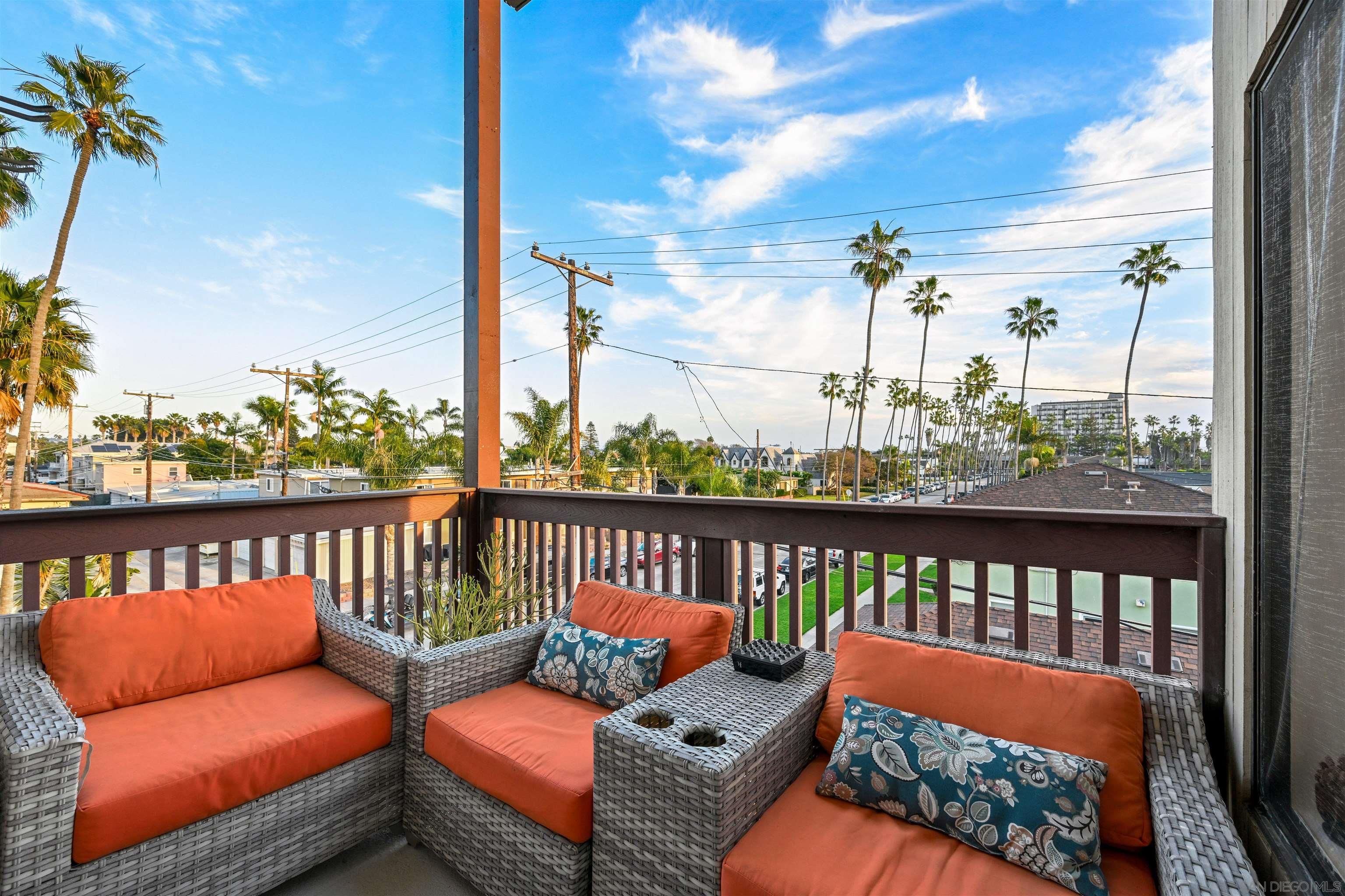 Detail Gallery Image 20 of 26 For 881  Thomas Ave  #21,  San Diego,  CA 92109 - 3 Beds | 2 Baths