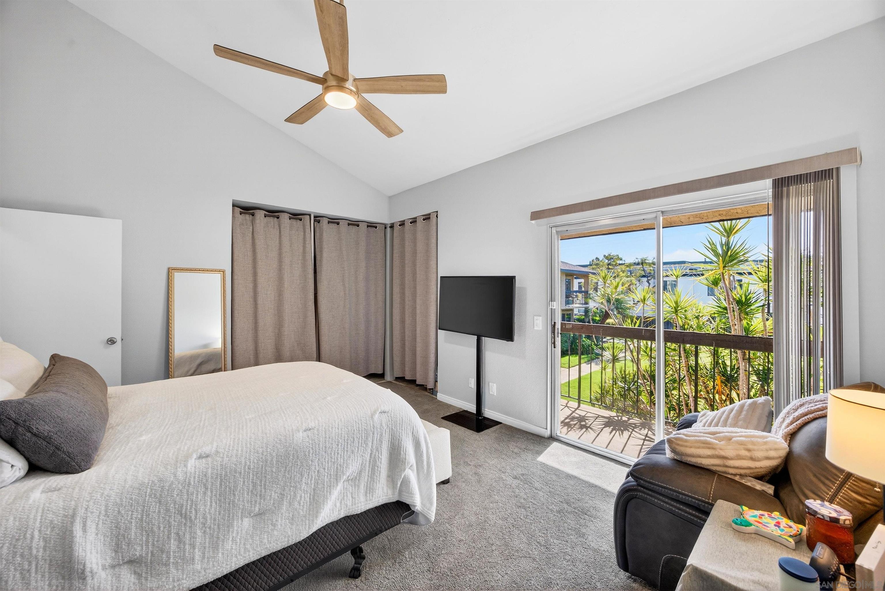 Detail Gallery Image 20 of 56 For 736 N Mollison Ave  #D,  El Cajon,  CA 92021 - 2 Beds | 1/1 Baths