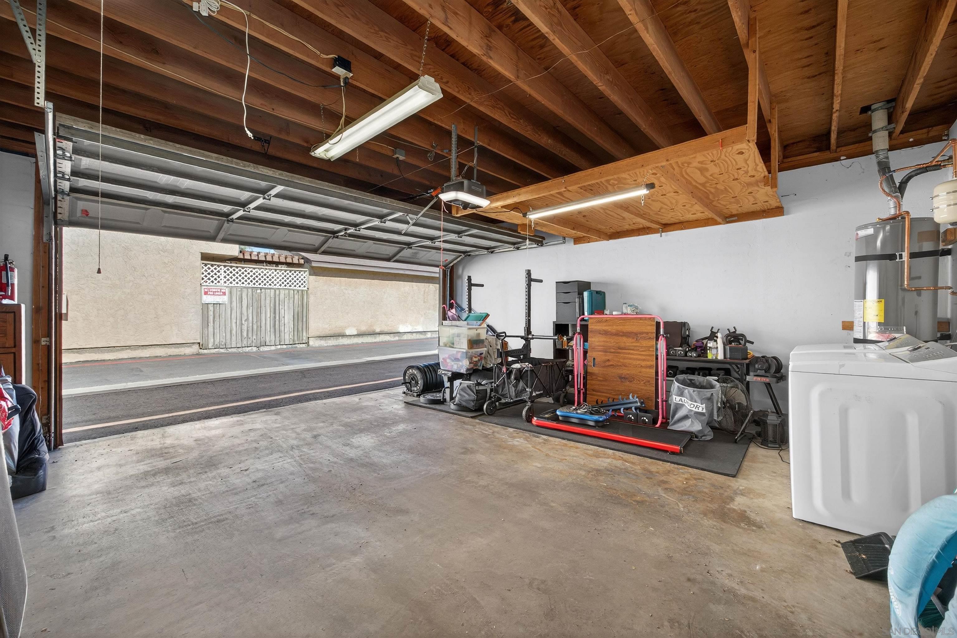 Detail Gallery Image 38 of 56 For 736 N Mollison Ave  #D,  El Cajon,  CA 92021 - 2 Beds | 1/1 Baths