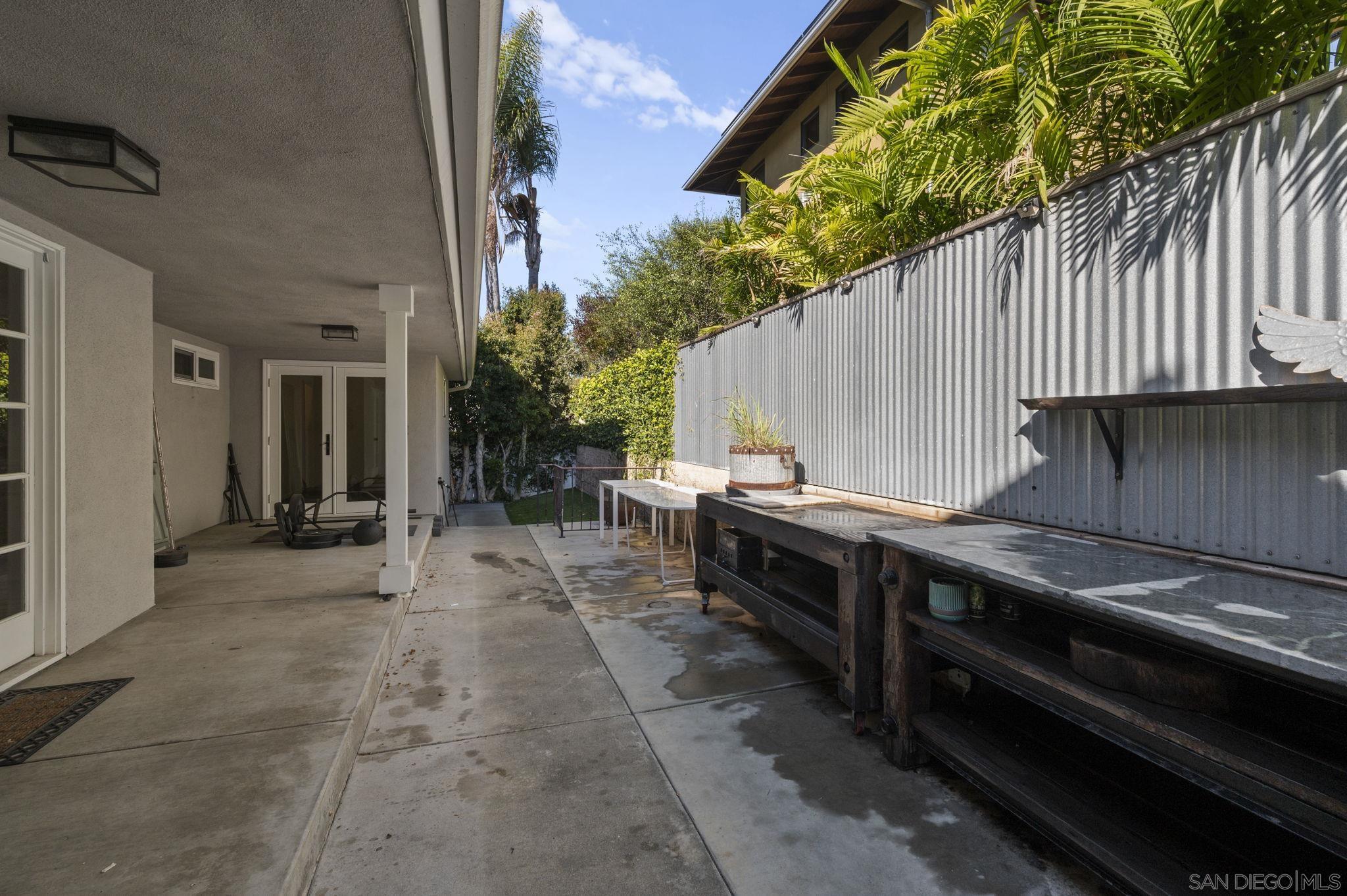 Detail Gallery Image 39 of 62 For 12740  via Felino, Del Mar,  CA 92014 - 3 Beds | 3/1 Baths