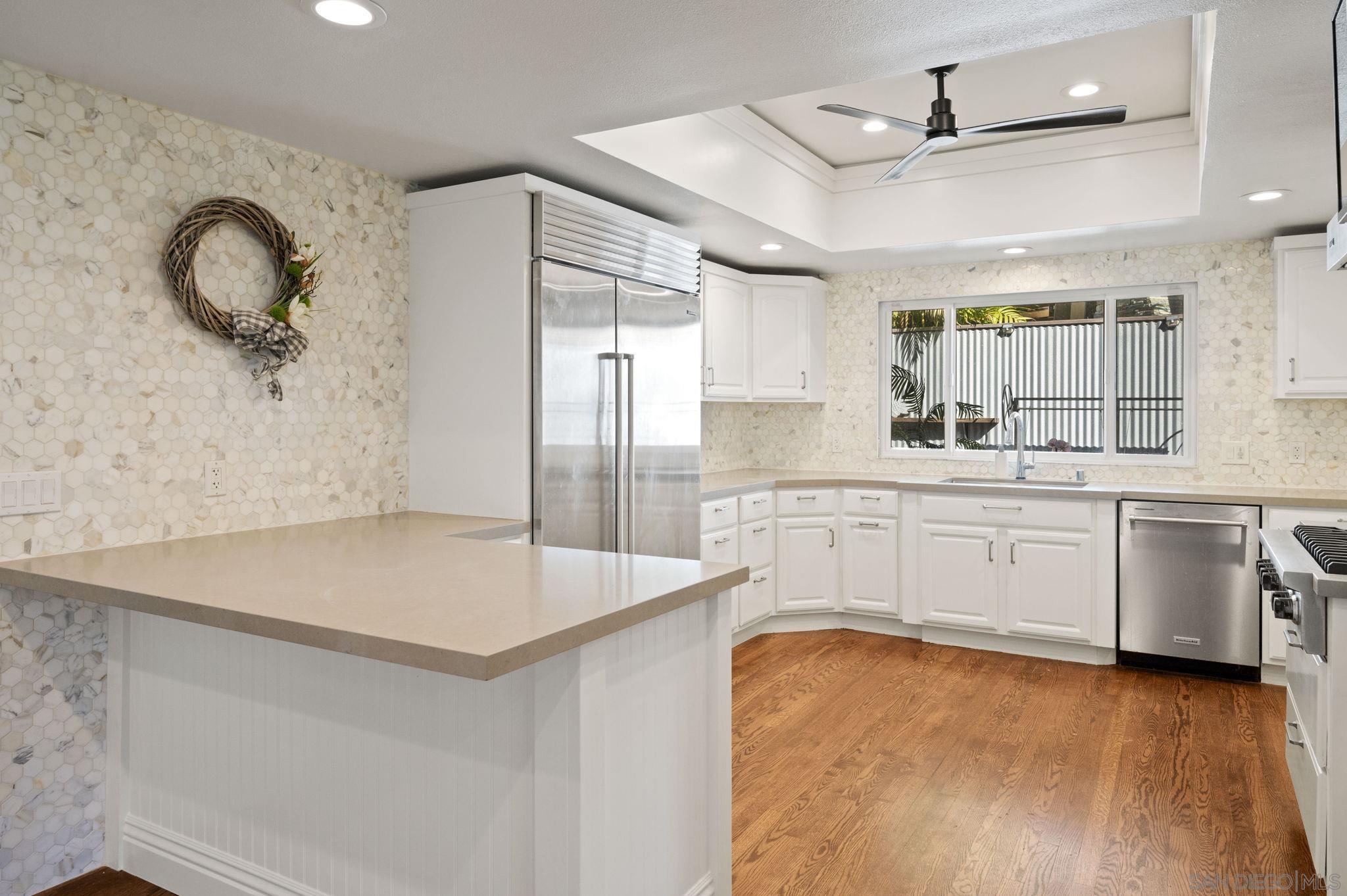Detail Gallery Image 7 of 62 For 12740  via Felino, Del Mar,  CA 92014 - 3 Beds | 3/1 Baths