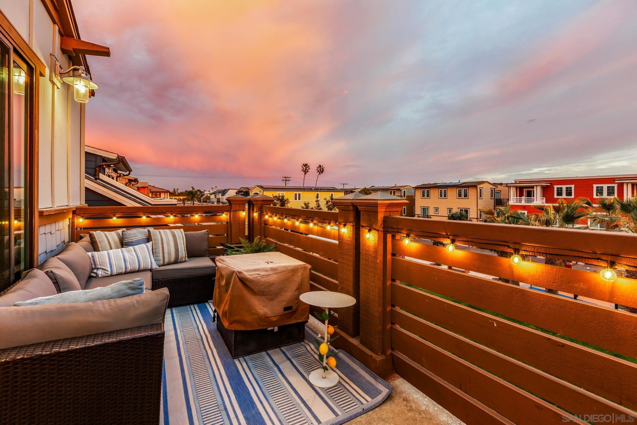 Detail Gallery Image 24 of 48 For 807  Jersey Ct, San Diego,  CA 92109 - 3 Beds | 2 Baths