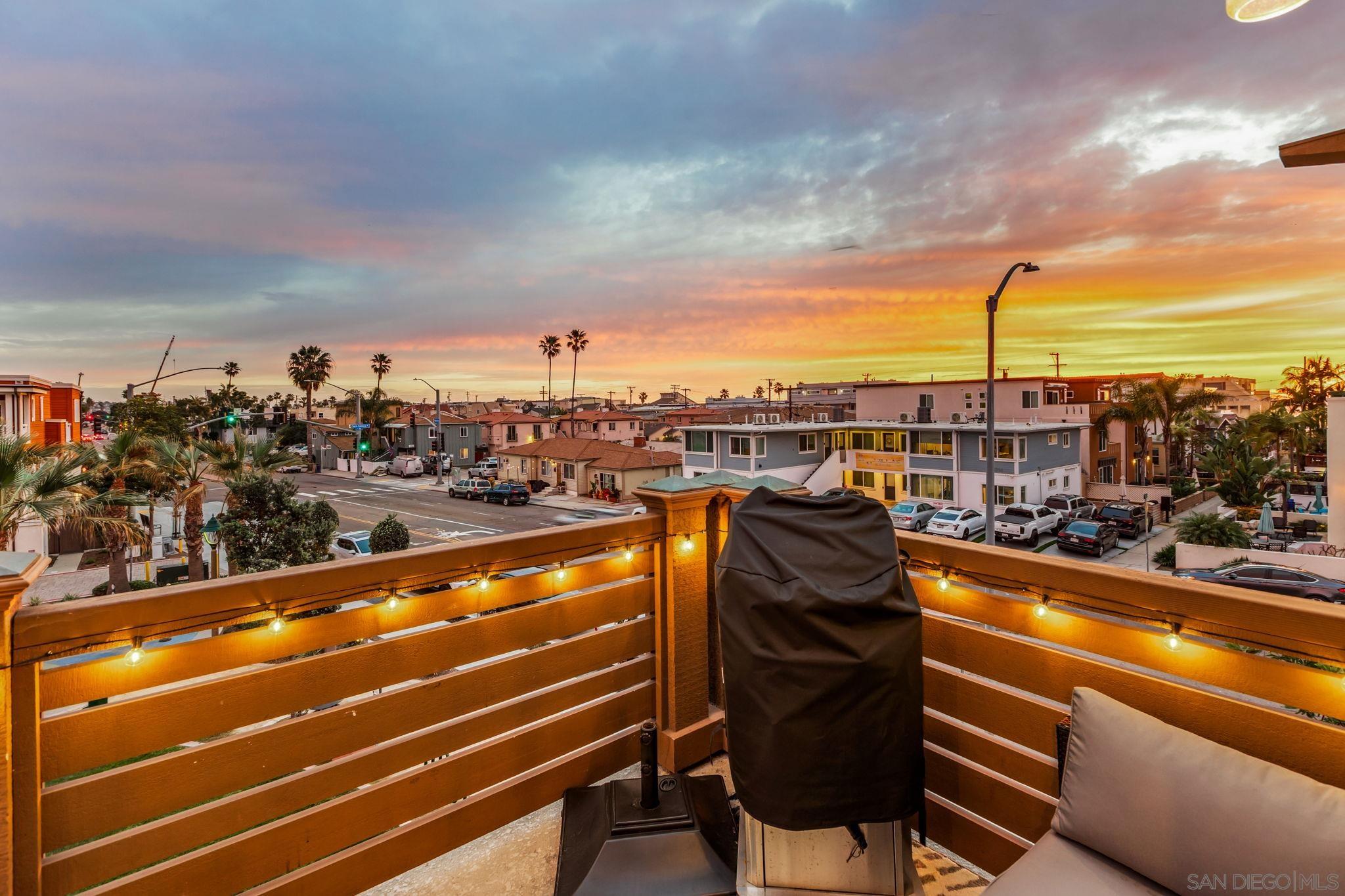 Detail Gallery Image 30 of 48 For 807  Jersey Ct, San Diego,  CA 92109 - 3 Beds | 2 Baths