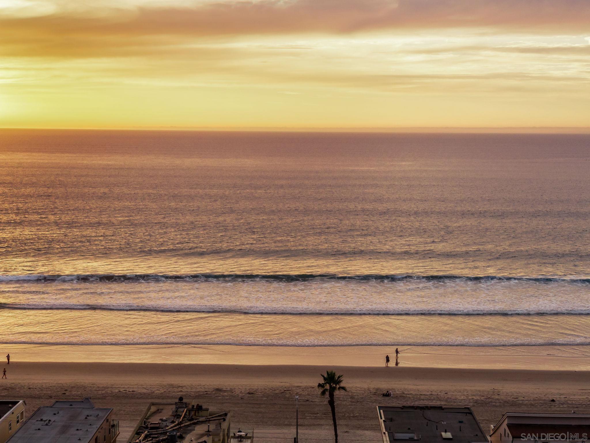 Detail Gallery Image 47 of 48 For 807  Jersey Ct, San Diego,  CA 92109 - 3 Beds | 2 Baths