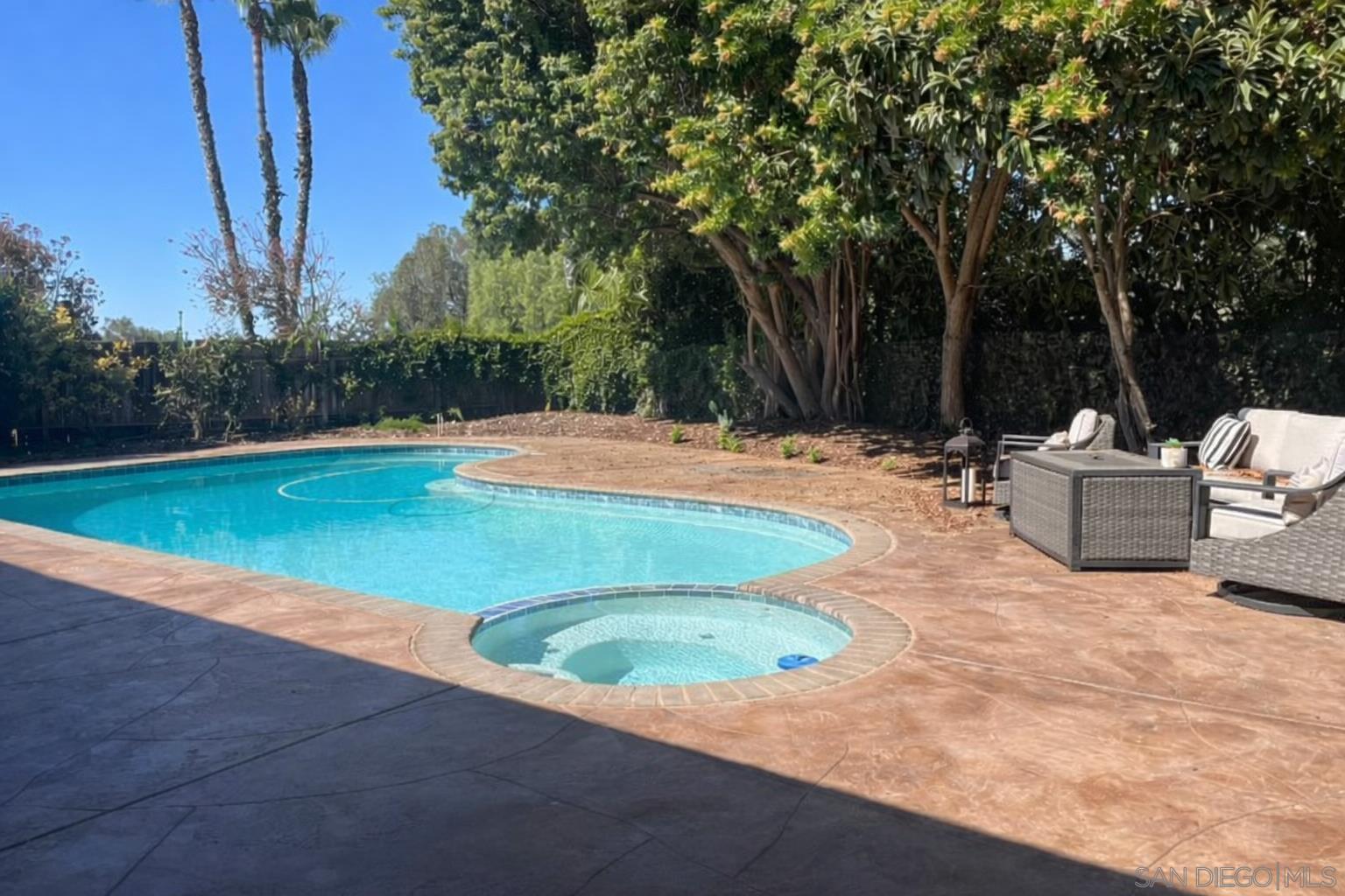 Detail Gallery Image 8 of 31 For 1745  Redwing St, San Marcos,  CA 92078 - 4 Beds | 3 Baths