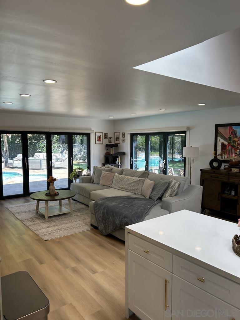 Detail Gallery Image 10 of 31 For 1745  Redwing St, San Marcos,  CA 92078 - 4 Beds | 3 Baths