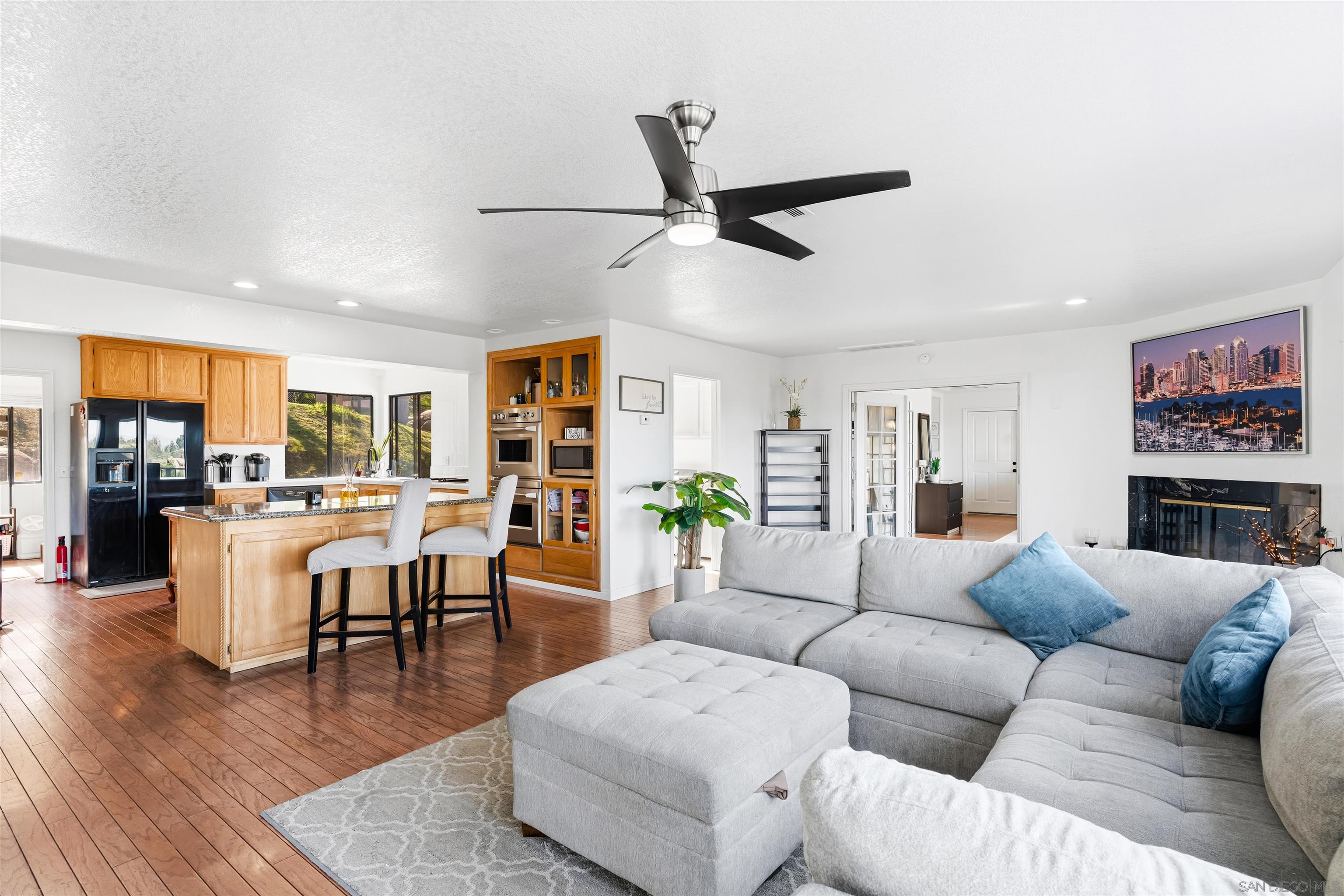 Detail Gallery Image 14 of 72 For 16483  Highway 67, Ramona,  CA 92065 - 4 Beds | 3/1 Baths