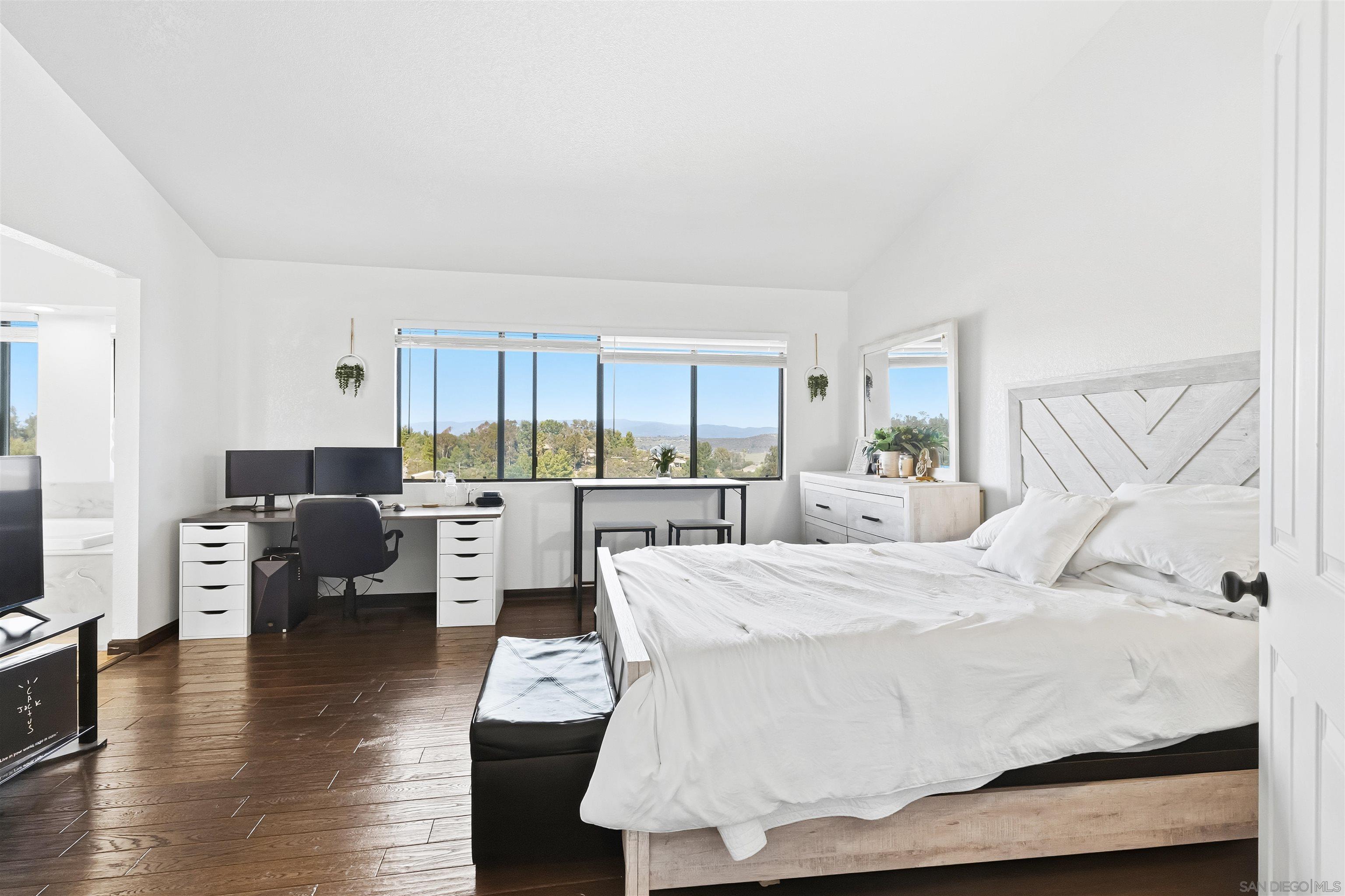 Detail Gallery Image 31 of 72 For 16483  Highway 67, Ramona,  CA 92065 - 4 Beds | 2/1 Baths