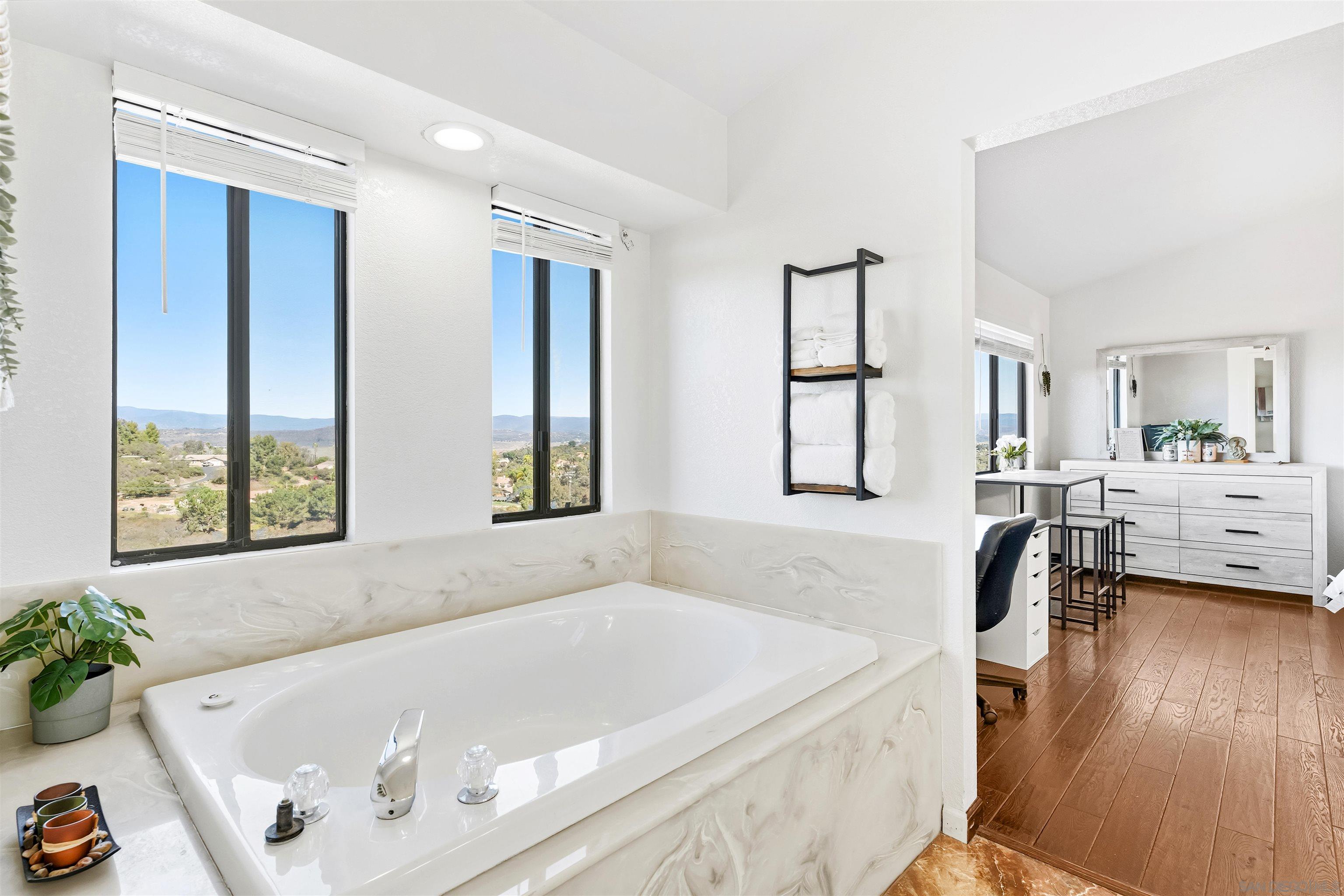 Detail Gallery Image 35 of 72 For 16483  Highway 67, Ramona,  CA 92065 - 4 Beds | 2/1 Baths