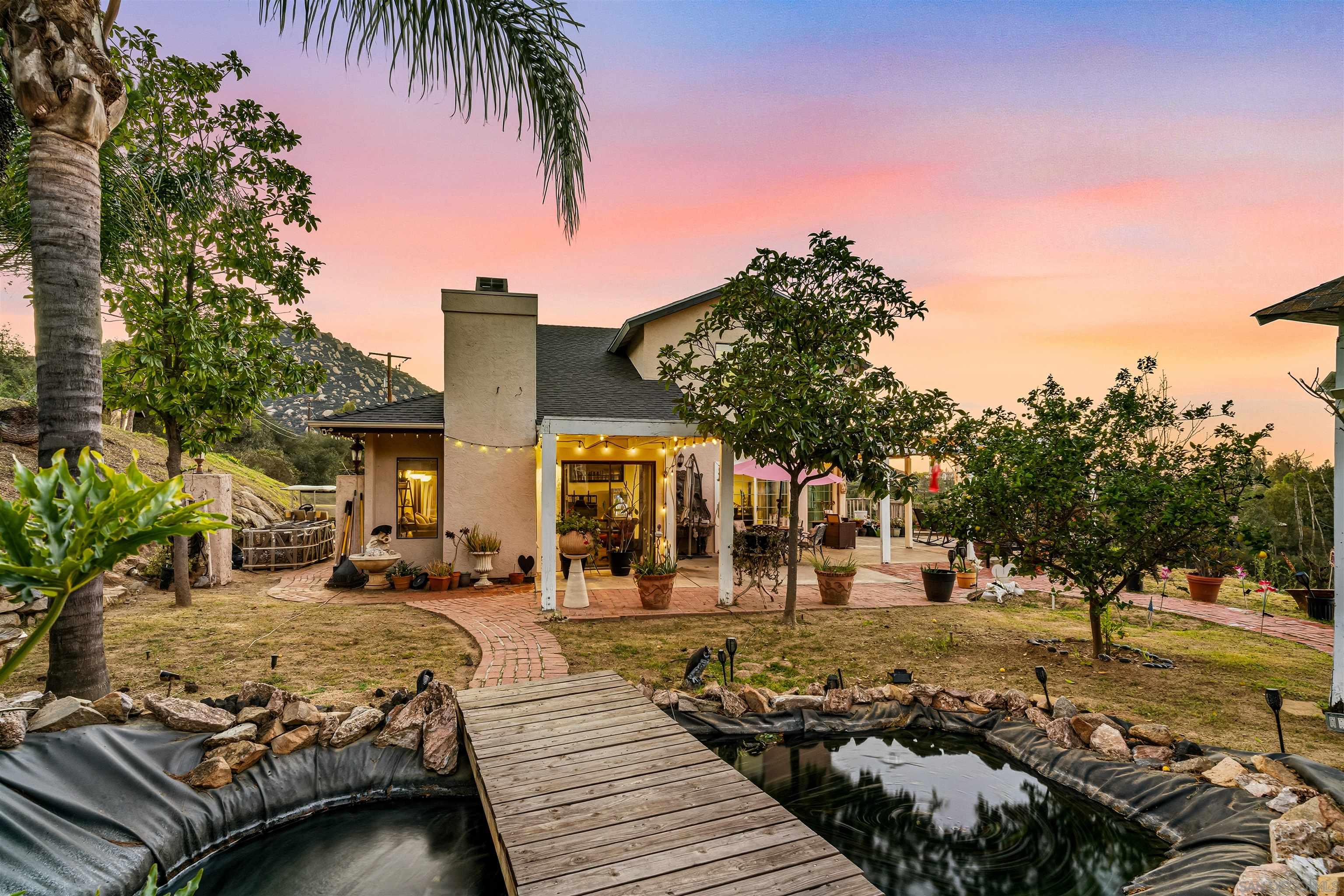 Detail Gallery Image 7 of 72 For 16483  Highway 67, Ramona,  CA 92065 - 4 Beds | 2/1 Baths