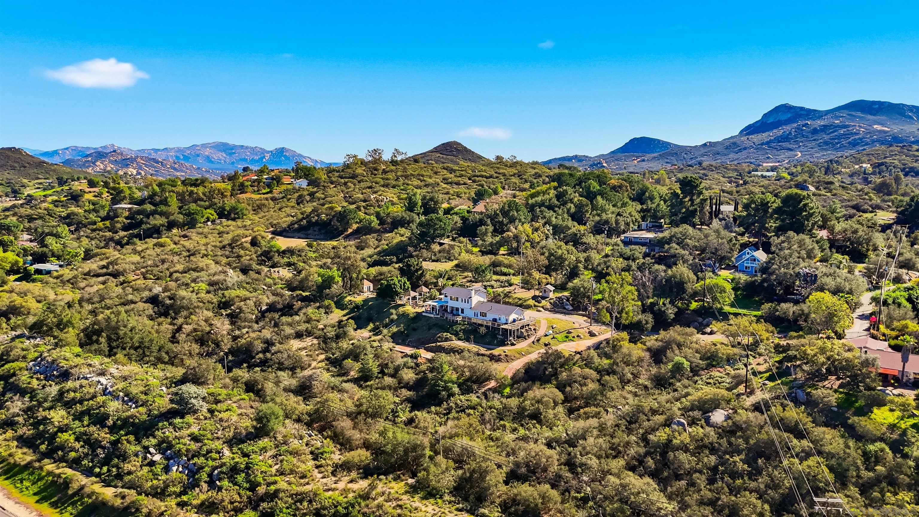 Detail Gallery Image 7 of 72 For 16483  Highway 67, Ramona,  CA 92065 - 4 Beds | 3/1 Baths