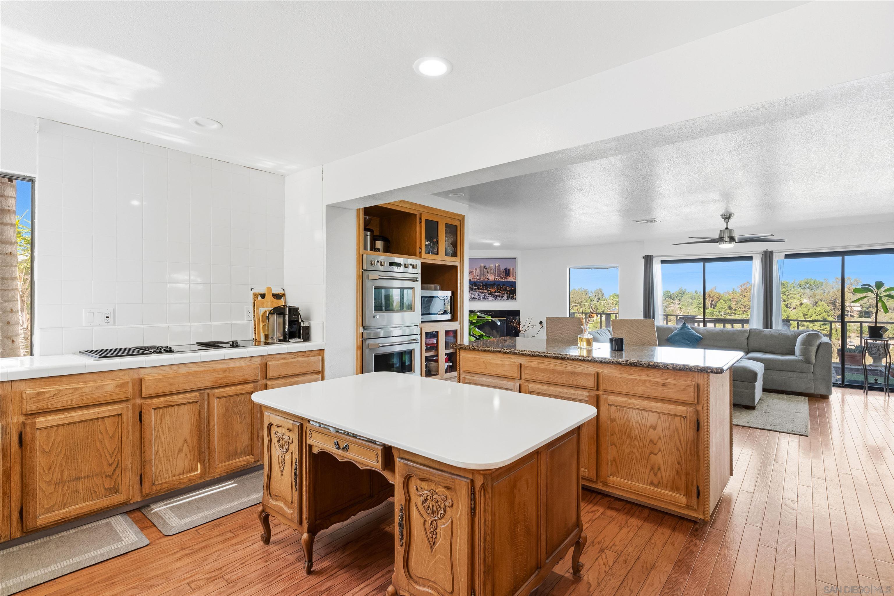 Detail Gallery Image 10 of 72 For 16483  Highway 67, Ramona,  CA 92065 - 4 Beds | 3/1 Baths