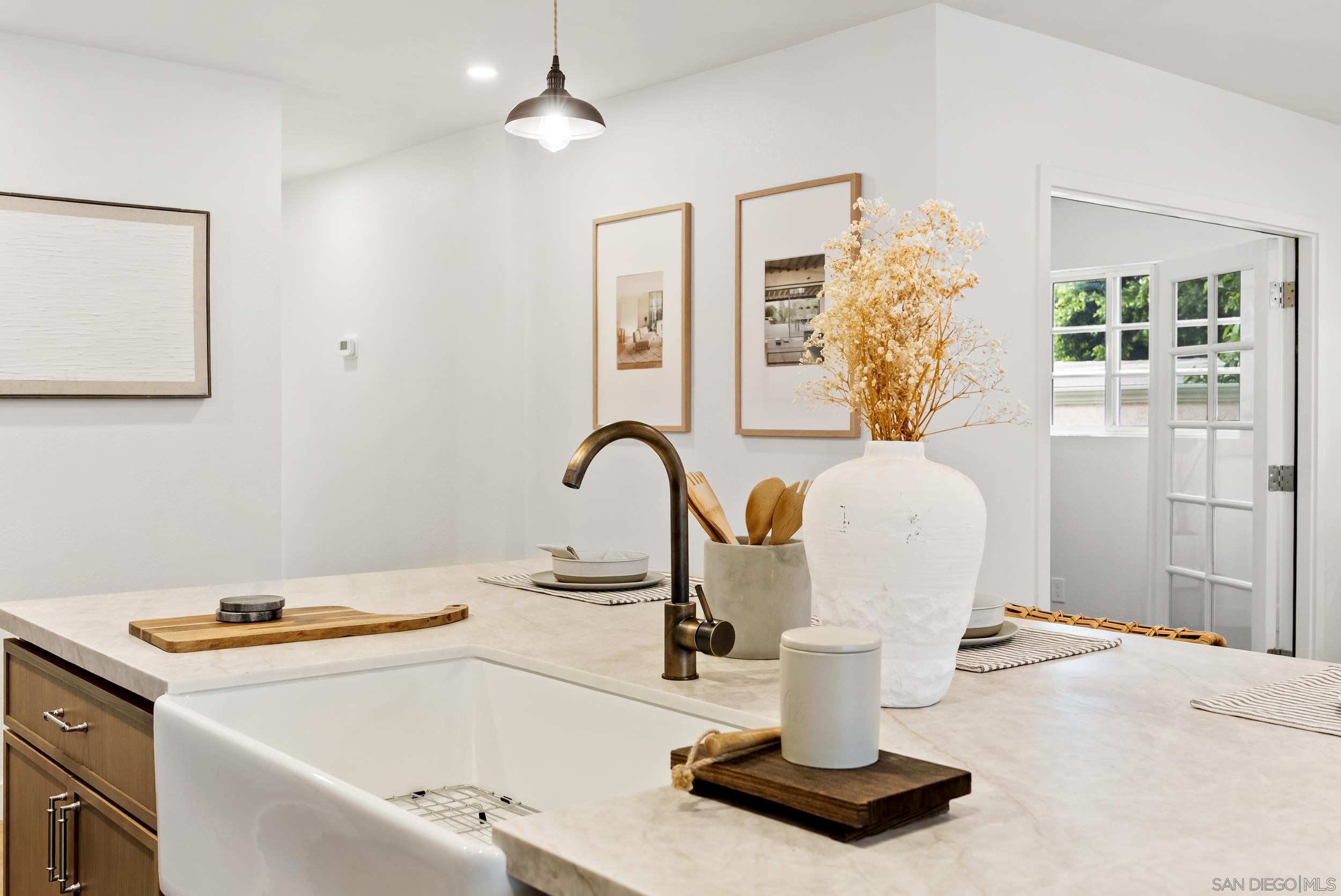 Detail Gallery Image 16 of 44 For 4216  Posey Pl, San Diego,  CA 92105 - 4 Beds | 2 Baths