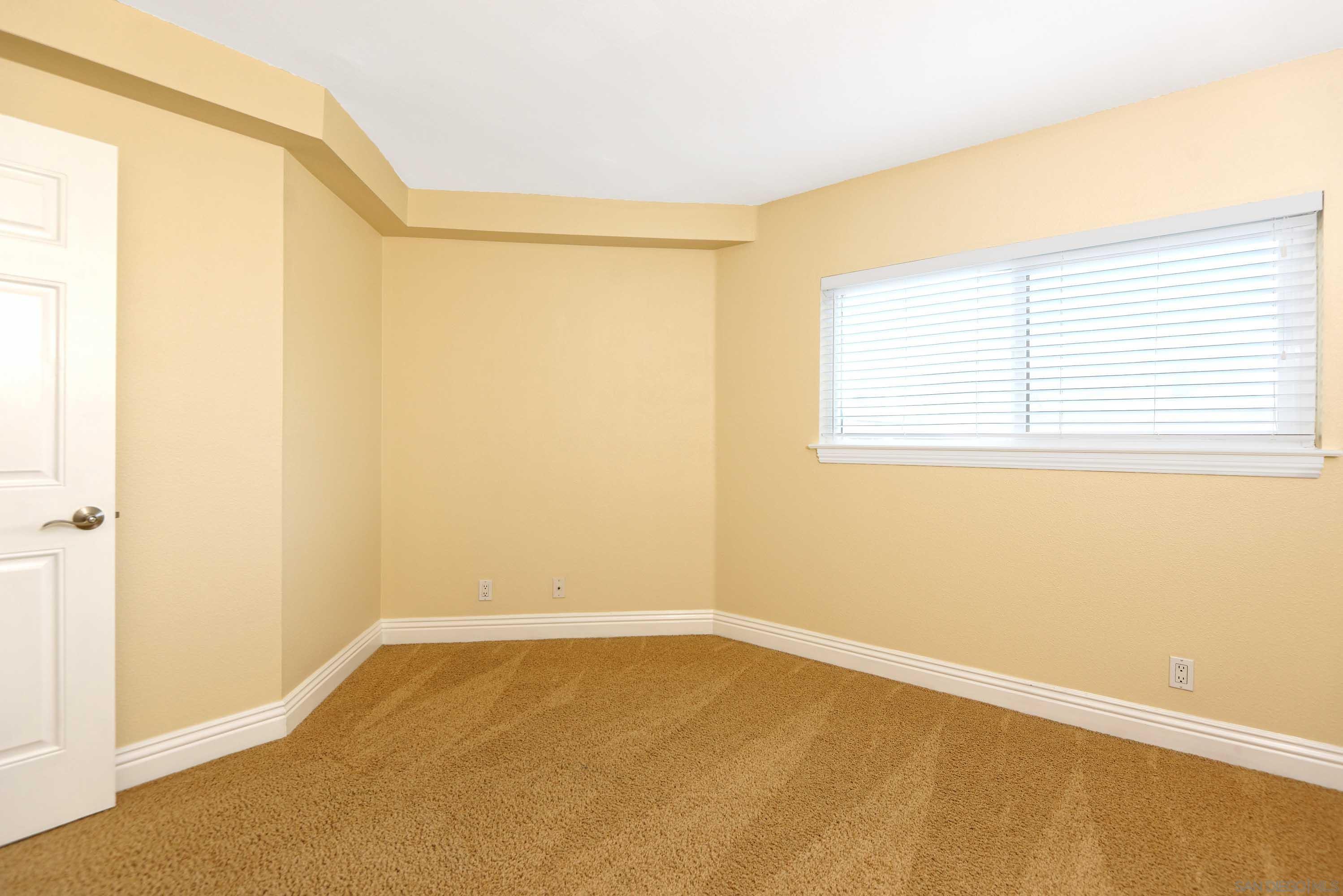 Detail Gallery Image 13 of 23 For 7509  Draper Ave  #306,  La Jolla,  CA 92037 - 2 Beds | 2 Baths