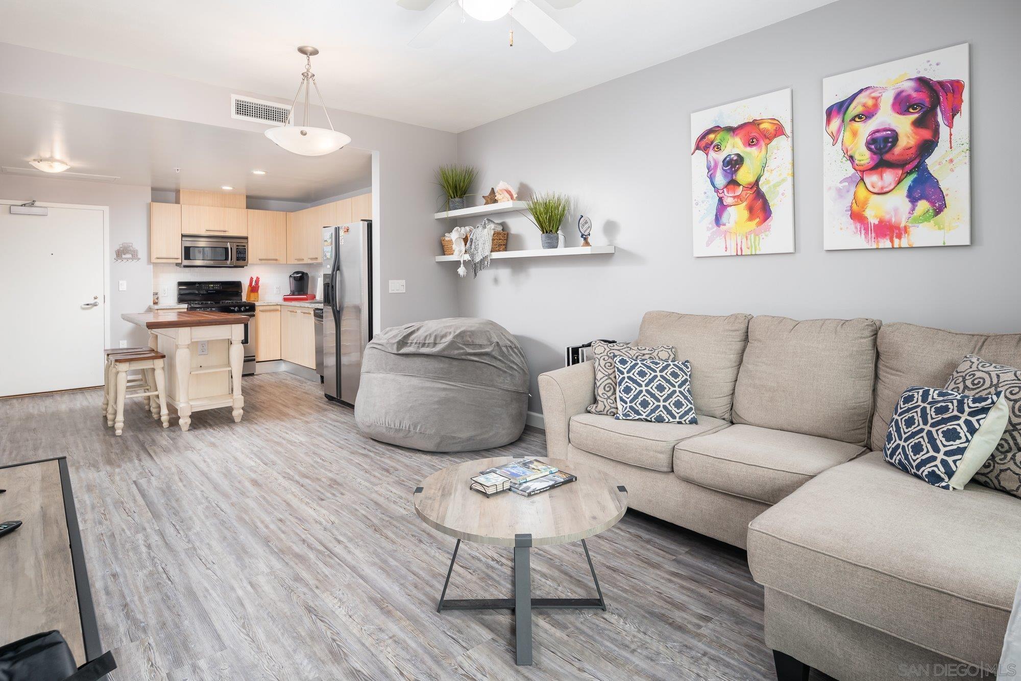 Detail Gallery Image 4 of 33 For 1431  Pacific Hwy  712, San Diego,  CA 92101 - 1 Beds | 1 Baths