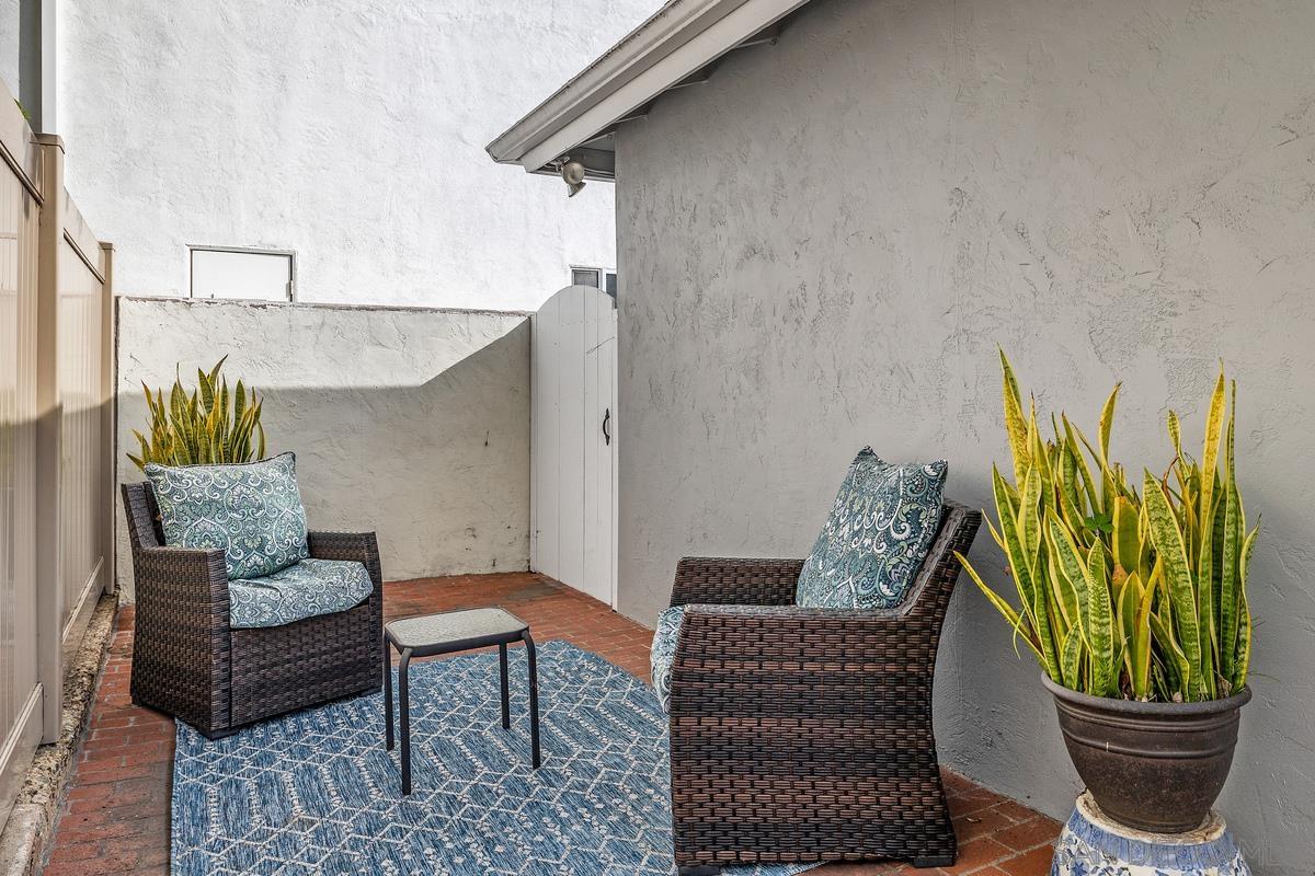 Detail Gallery Image 26 of 32 For 264  a Ave, Coronado,  CA 92118 - 2 Beds | 2 Baths