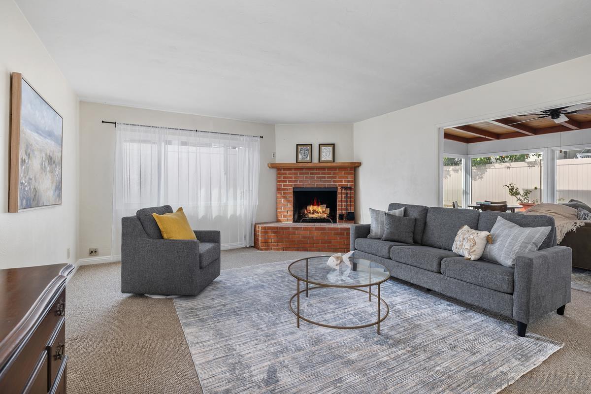 Detail Gallery Image 9 of 32 For 264  a Ave, Coronado,  CA 92118 - 2 Beds | 2 Baths