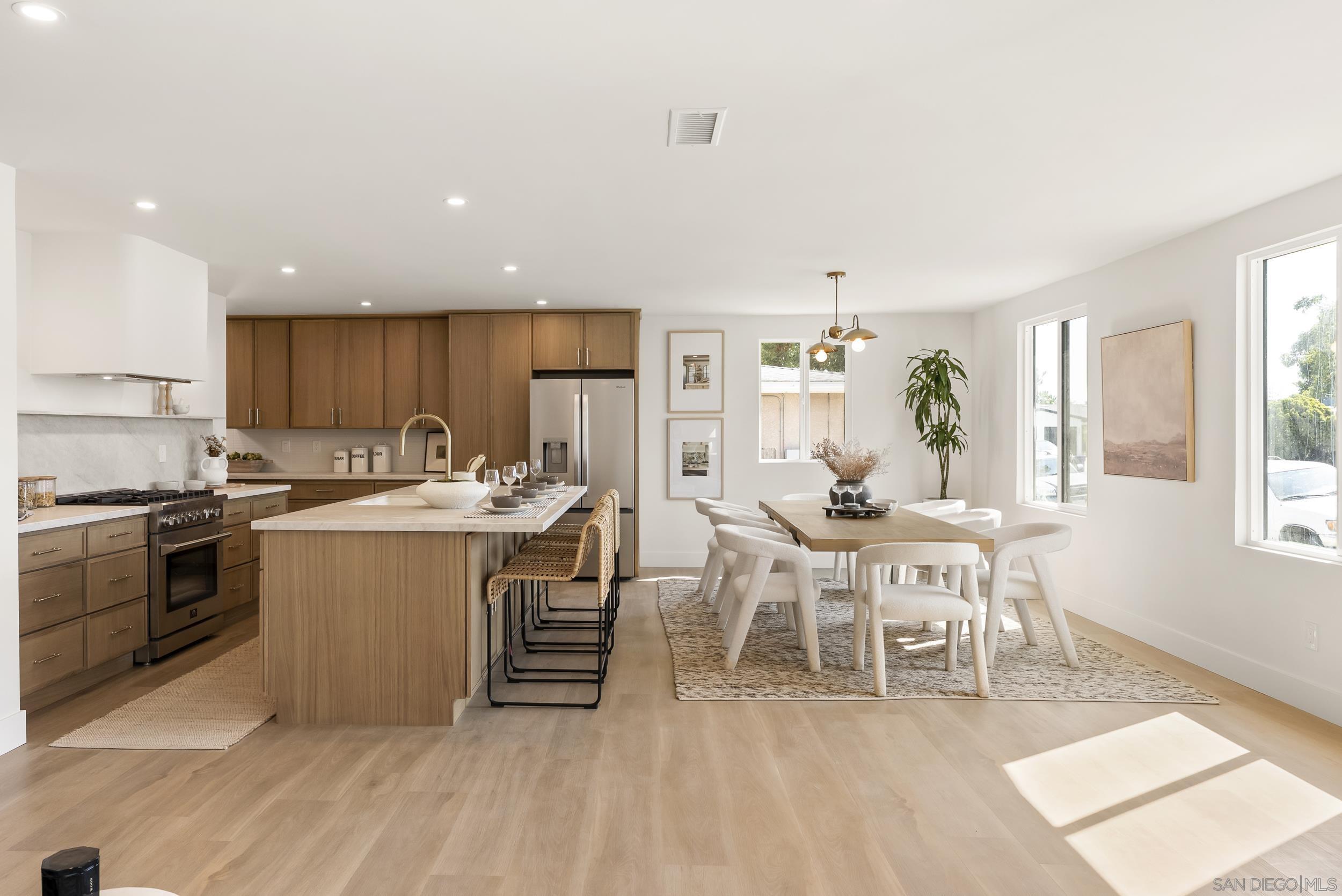 Detail Gallery Image 4 of 45 For 4543  Moraga Ave, San Diego,  CA 92117 - 4 Beds | 3 Baths