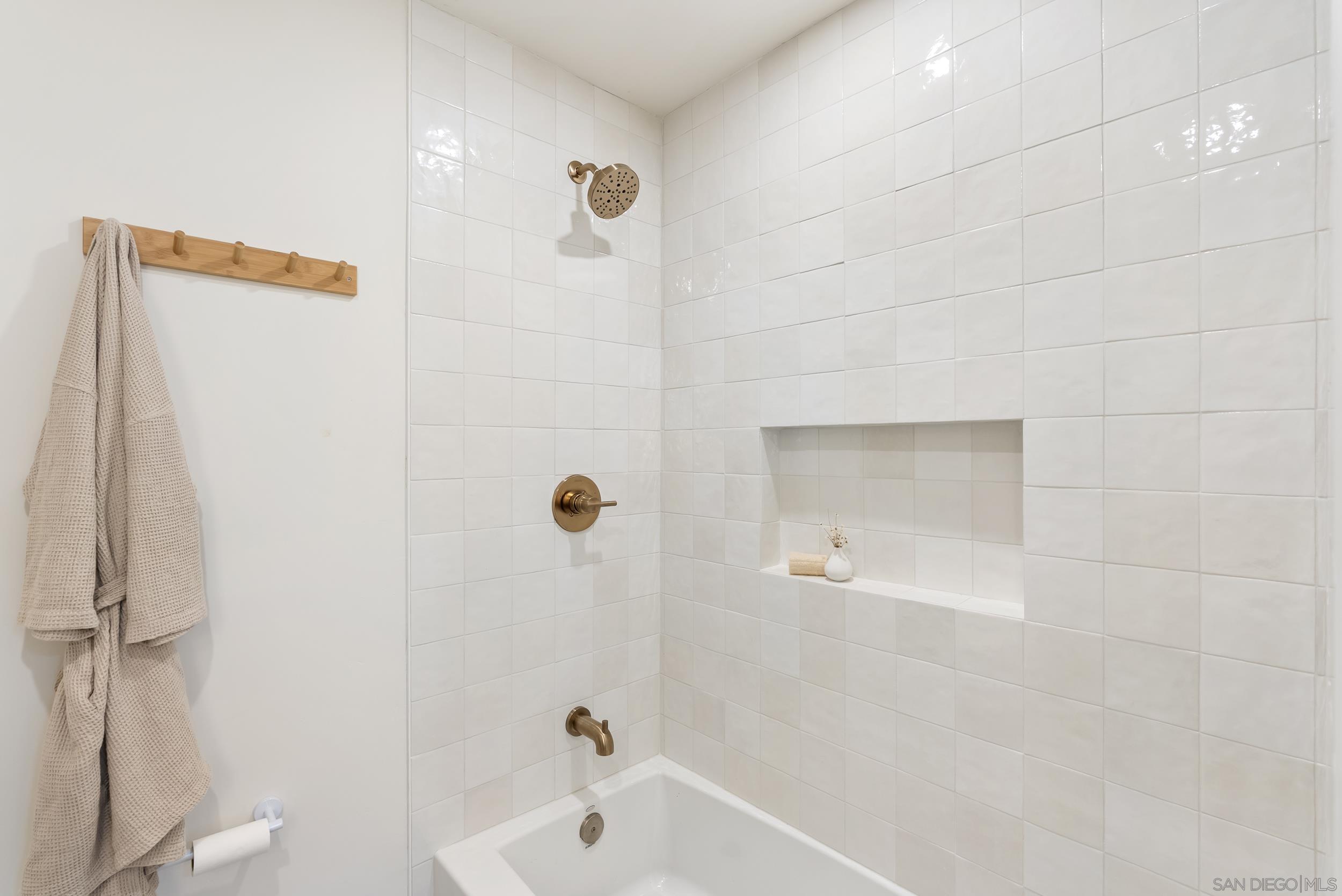 Detail Gallery Image 32 of 45 For 4543  Moraga Ave, San Diego,  CA 92117 - 4 Beds | 3 Baths