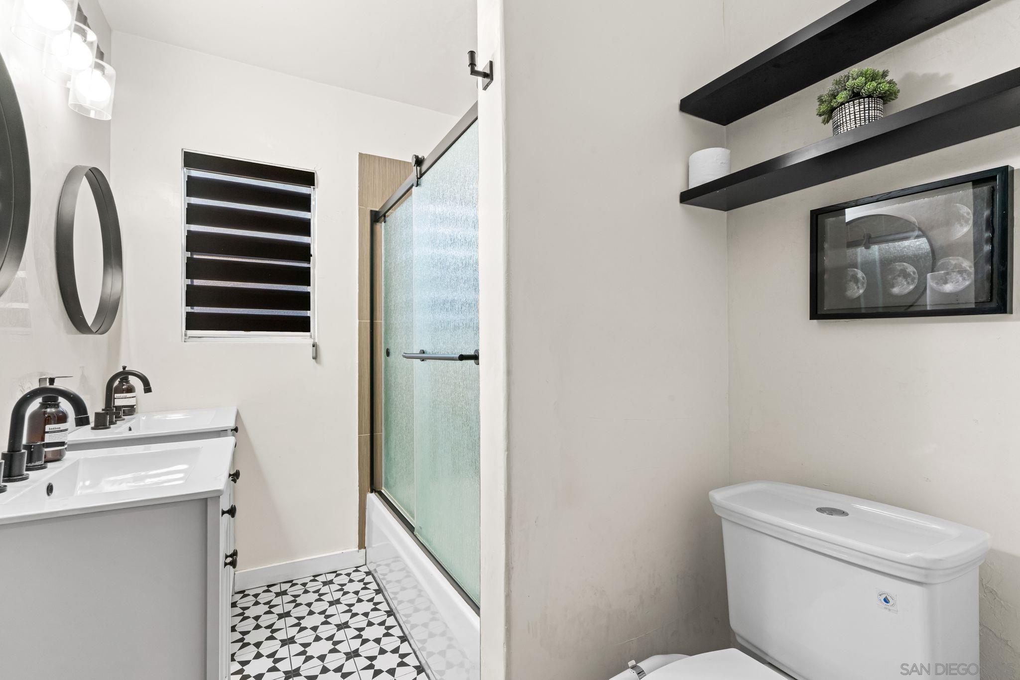 Detail Gallery Image 20 of 26 For 4026  Marine View Ave, San Diego,  CA 92113 - 2 Beds | 1/1 Baths