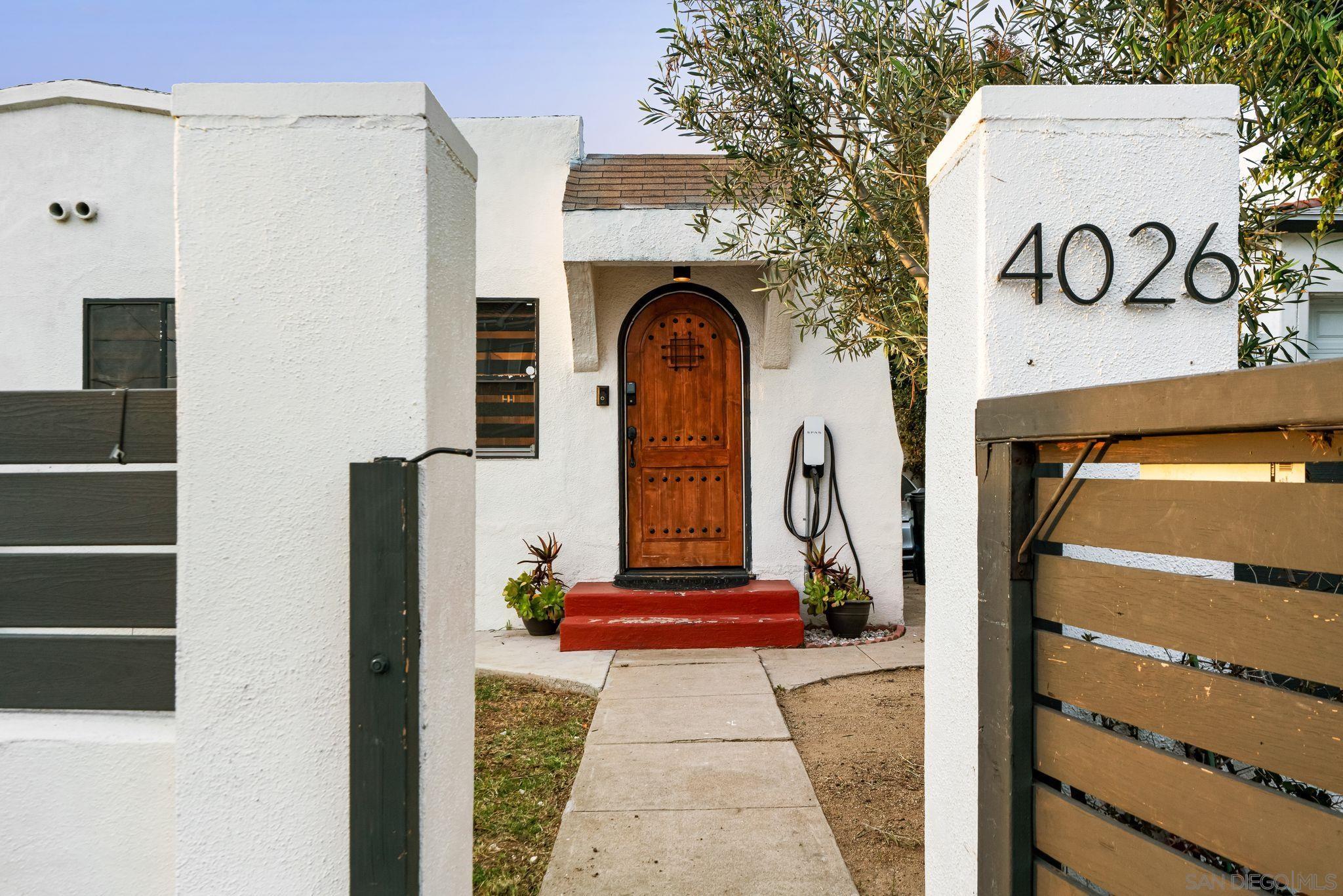 Detail Gallery Image 6 of 26 For 4026  Marine View Ave, San Diego,  CA 92113 - 2 Beds | 1/1 Baths