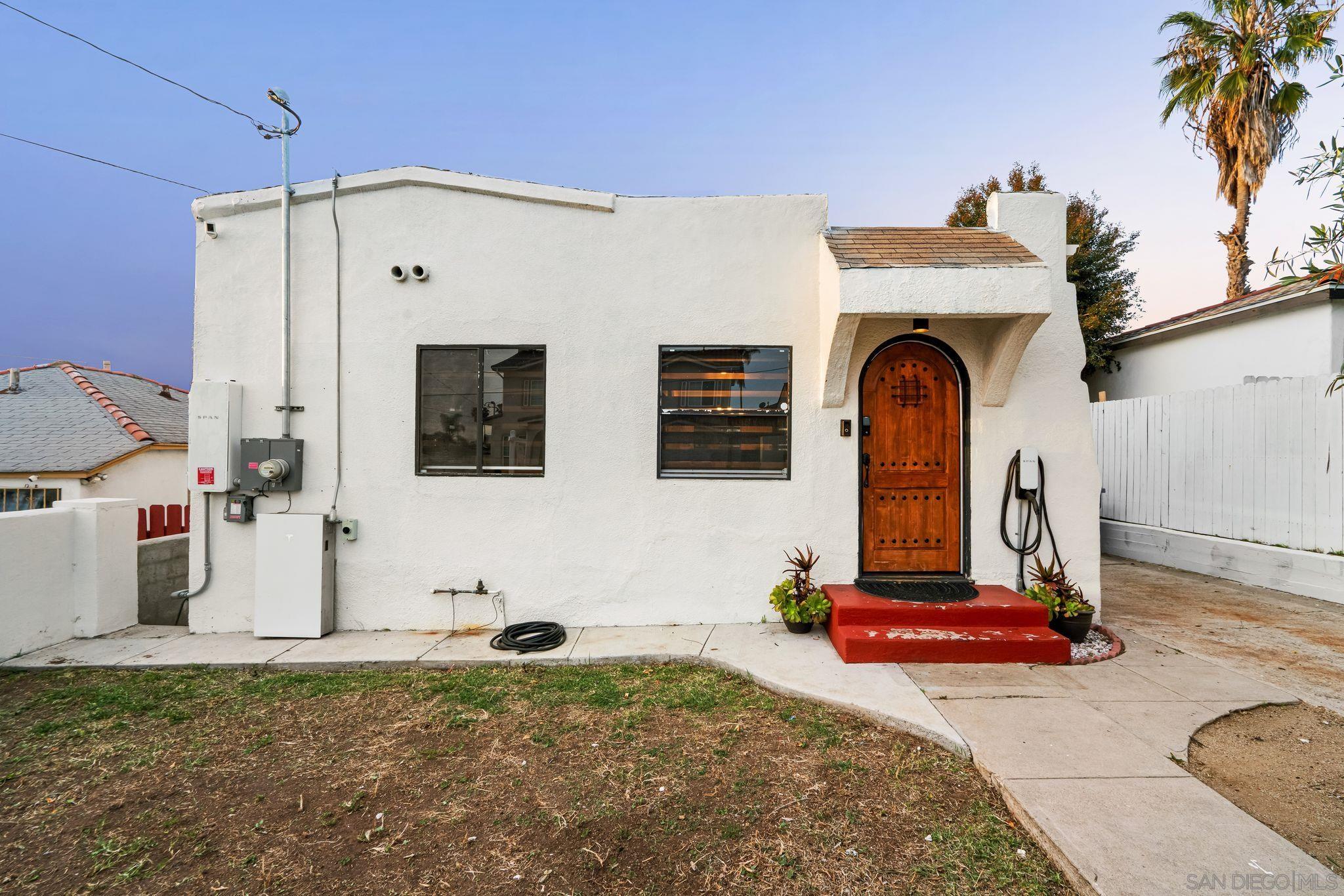 Detail Gallery Image 9 of 26 For 4026  Marine View Ave, San Diego,  CA 92113 - 2 Beds | 1/1 Baths