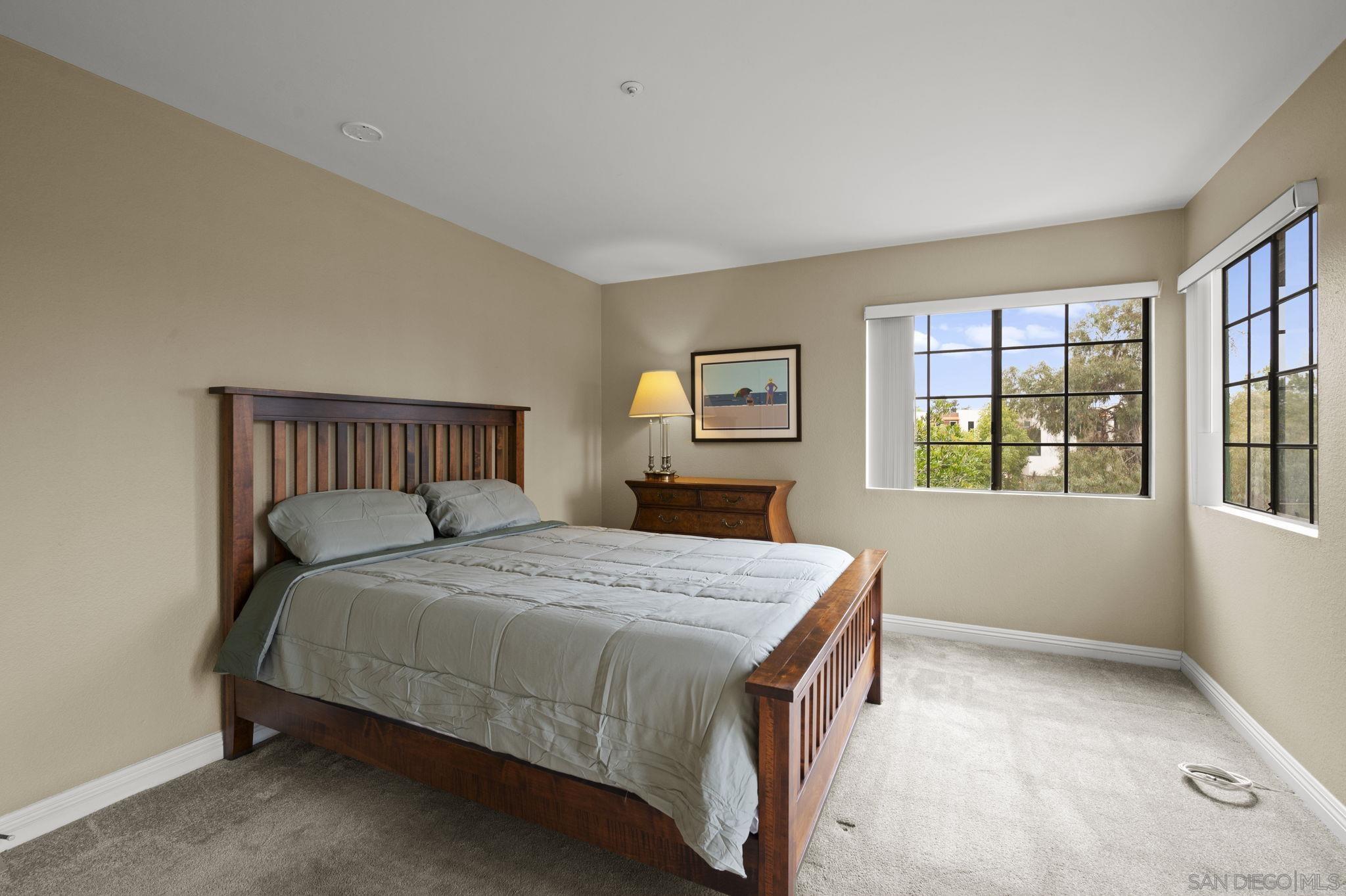 Detail Gallery Image 14 of 37 For 5525  Shasta Ln  #301,  La Mesa,  CA 91942 - 2 Beds | 2 Baths