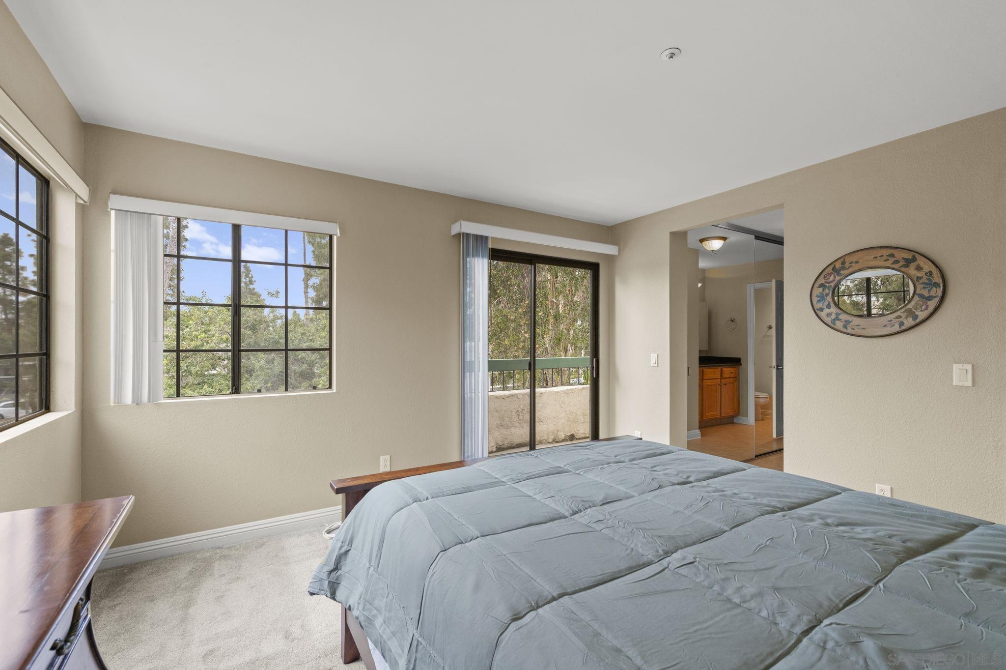 Detail Gallery Image 15 of 37 For 5525  Shasta Ln  #301,  La Mesa,  CA 91942 - 2 Beds | 2 Baths