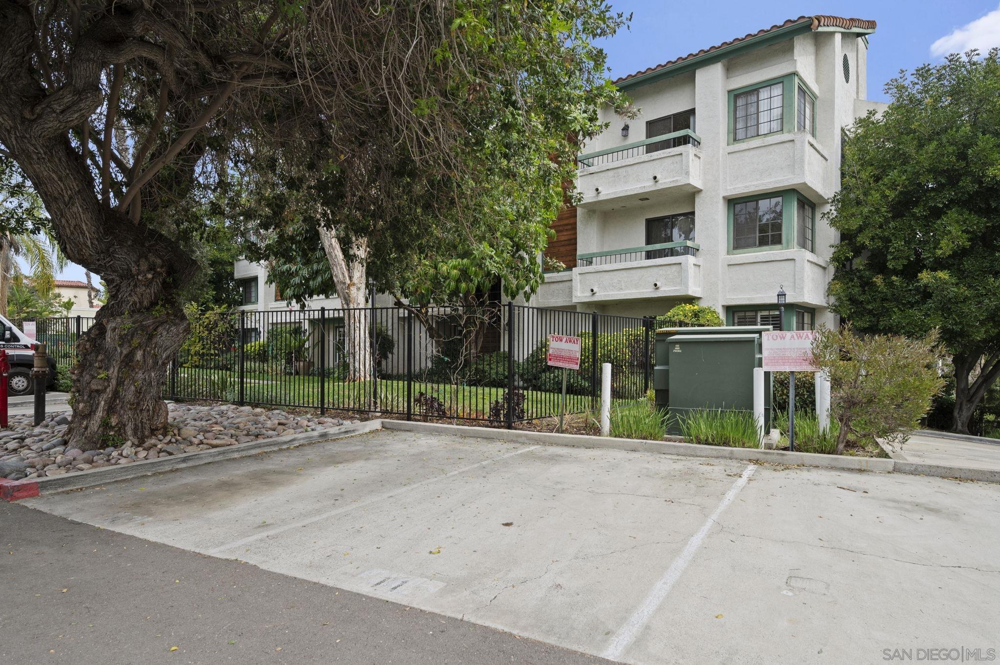 Detail Gallery Image 35 of 37 For 5525  Shasta Ln  #301,  La Mesa,  CA 91942 - 2 Beds | 2 Baths