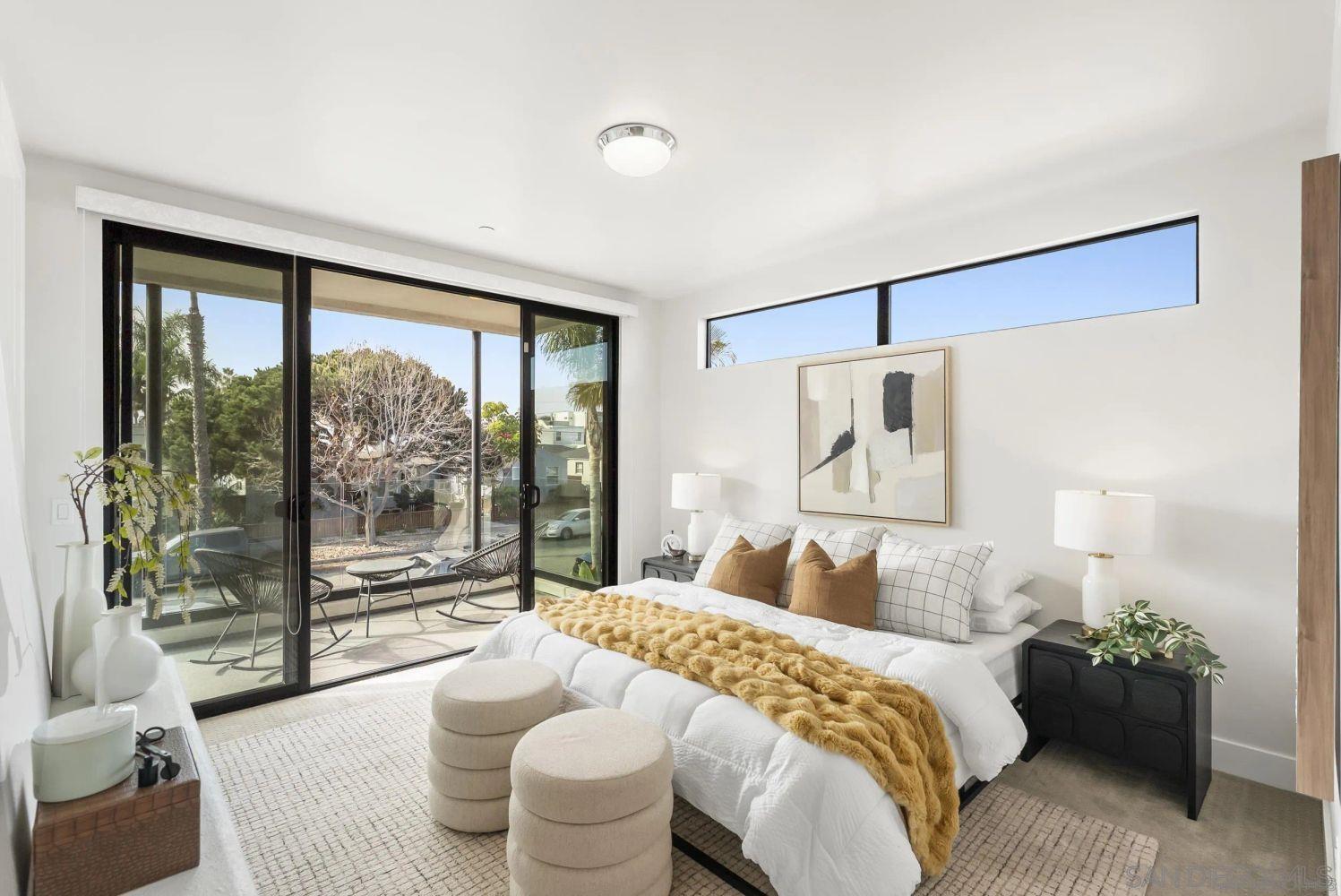 Detail Gallery Image 11 of 22 For 3913  Kendall St, San Diego,  CA 92109 - 4 Beds | 3/1 Baths