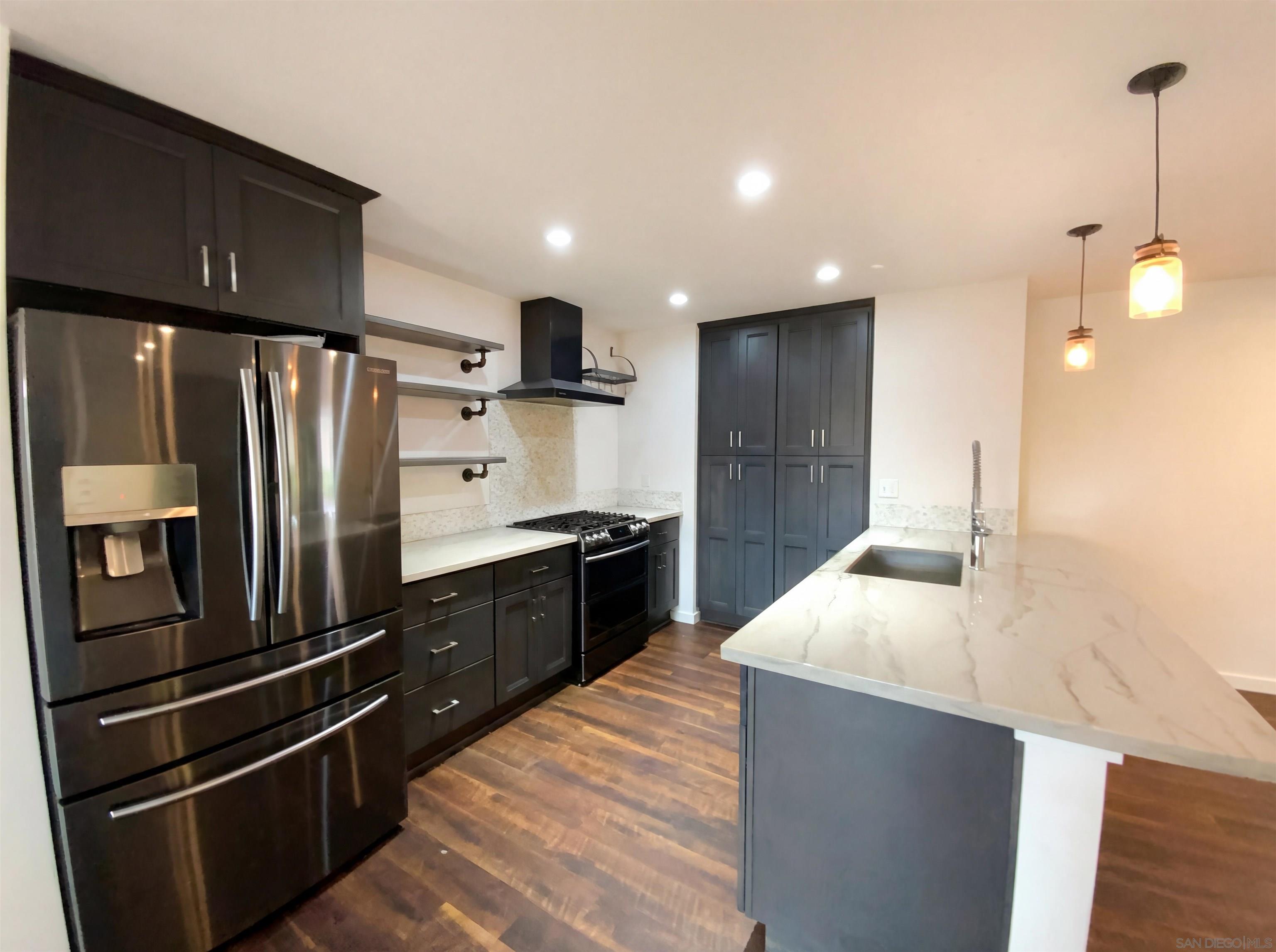 Detail Gallery Image 2 of 19 For 3711  Bonita Glen Ter, Bonita,  CA 91902 - 4 Beds | 2 Baths