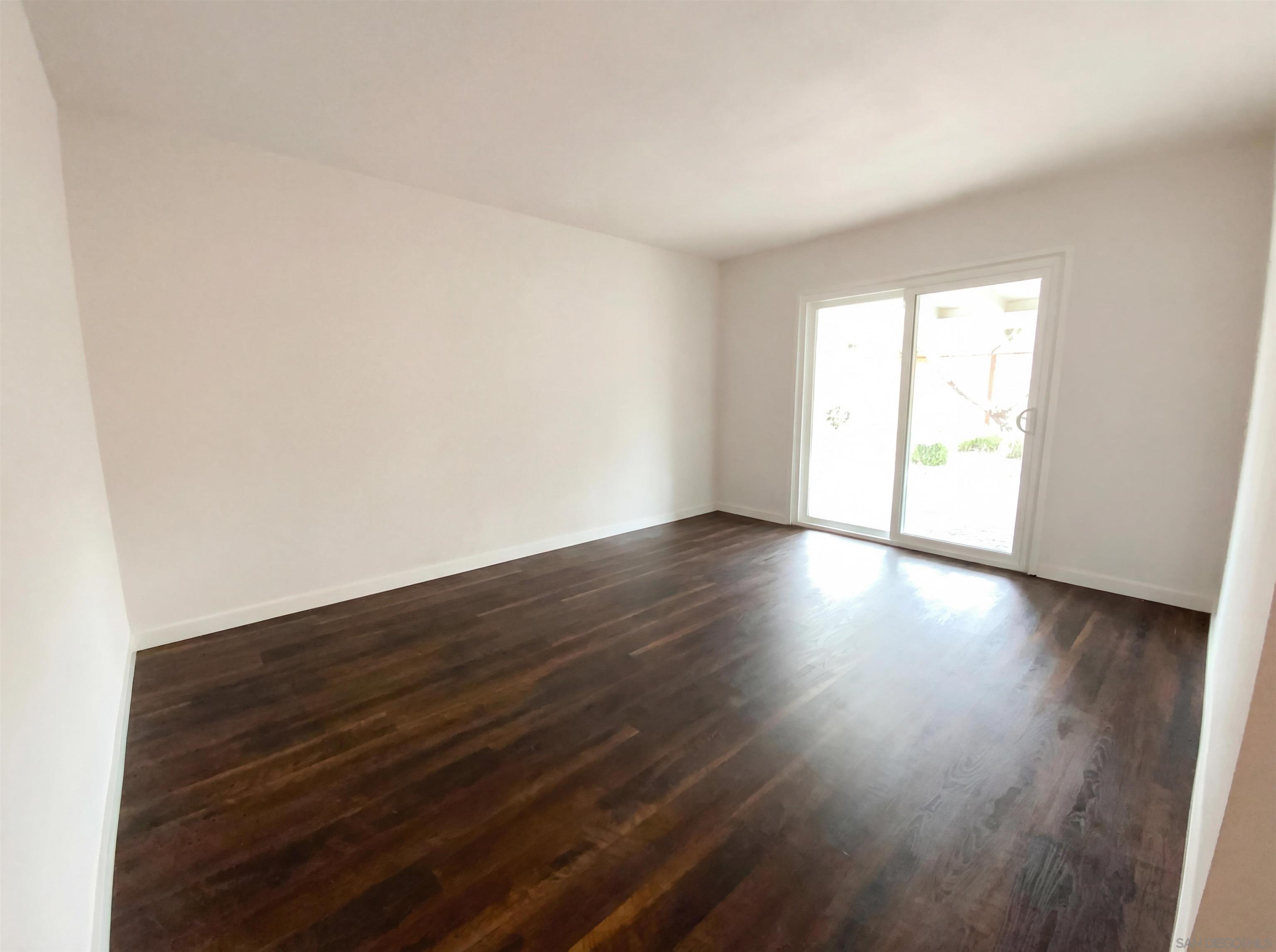 Detail Gallery Image 4 of 19 For 3711  Bonita Glen Ter, Bonita,  CA 91902 - 4 Beds | 2 Baths