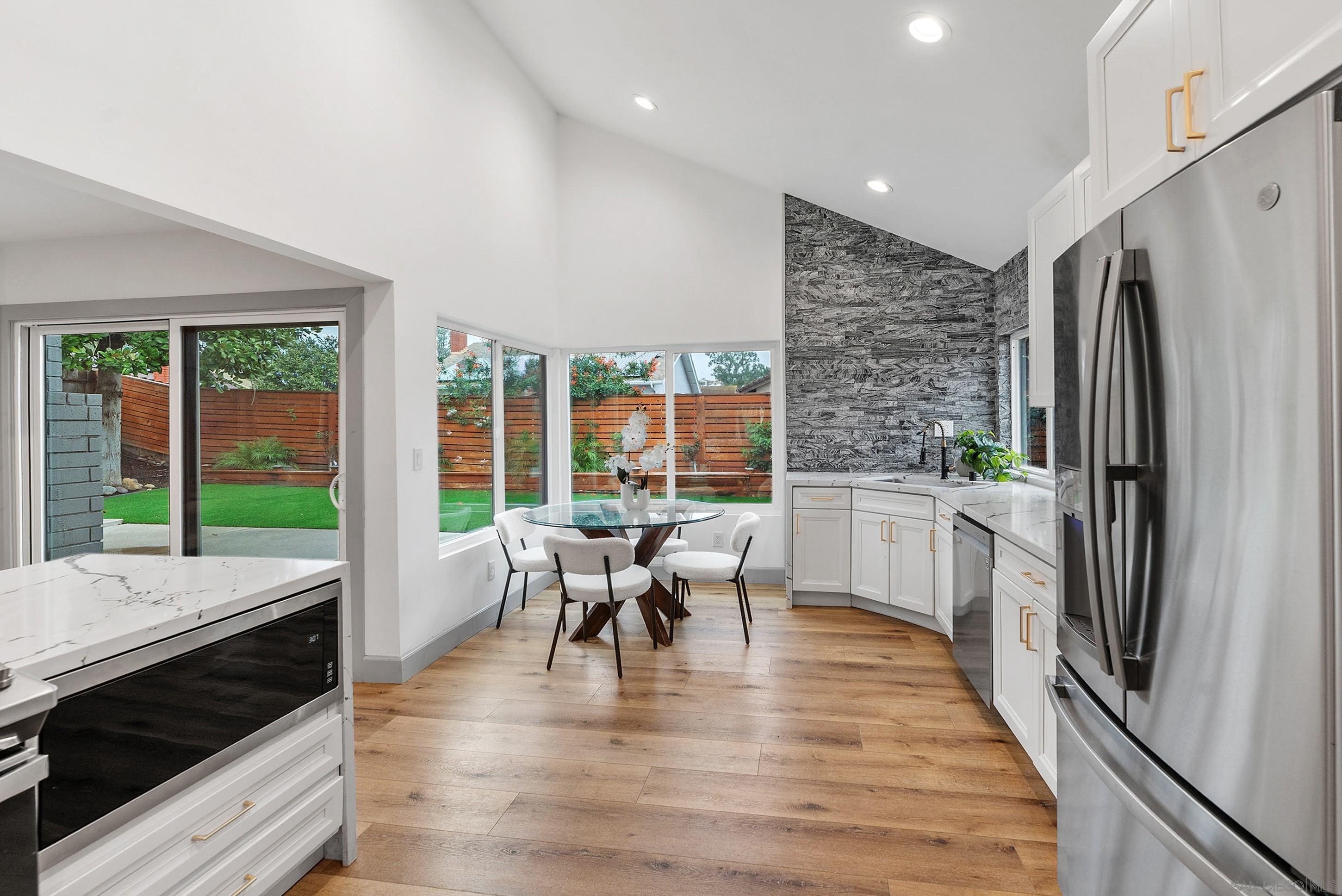 Detail Gallery Image 13 of 46 For 13233  Gunner Ave, San Diego,  CA 92129 - 5 Beds | 2/1 Baths