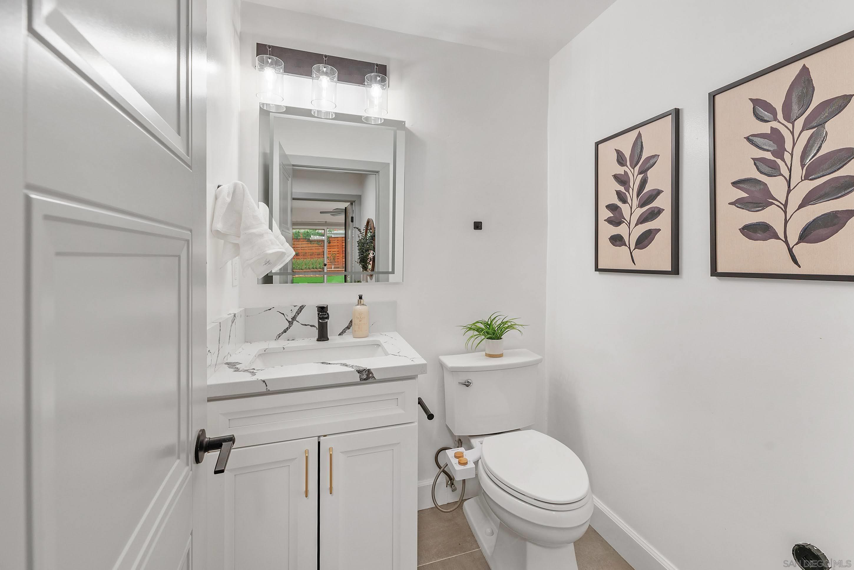 Detail Gallery Image 25 of 46 For 13233  Gunner Ave, San Diego,  CA 92129 - 5 Beds | 2/1 Baths