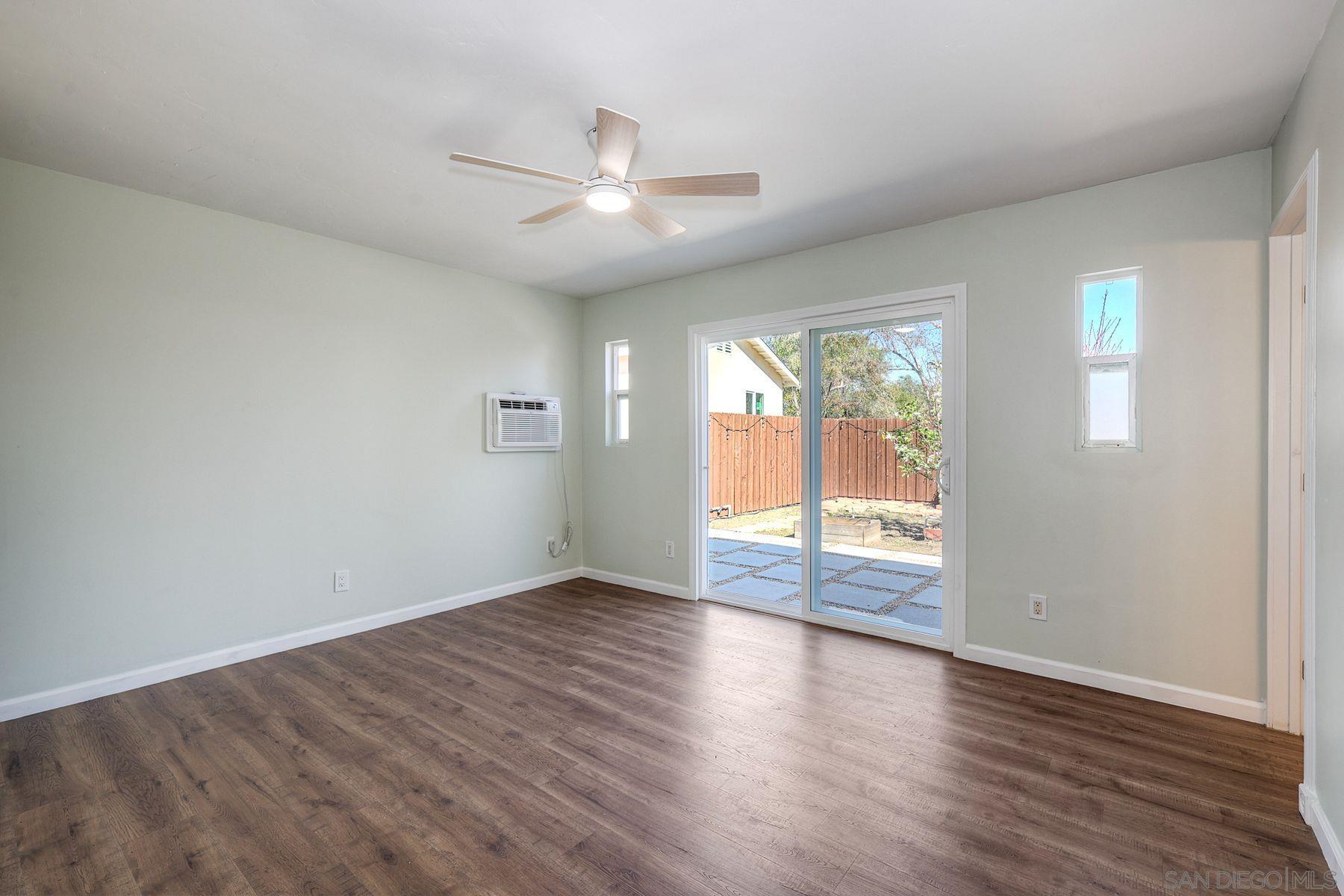 Detail Gallery Image 13 of 56 For 2371-75  Berry Street, Lemon Grove,  CA 91945 - 4 Beds | 3 Baths