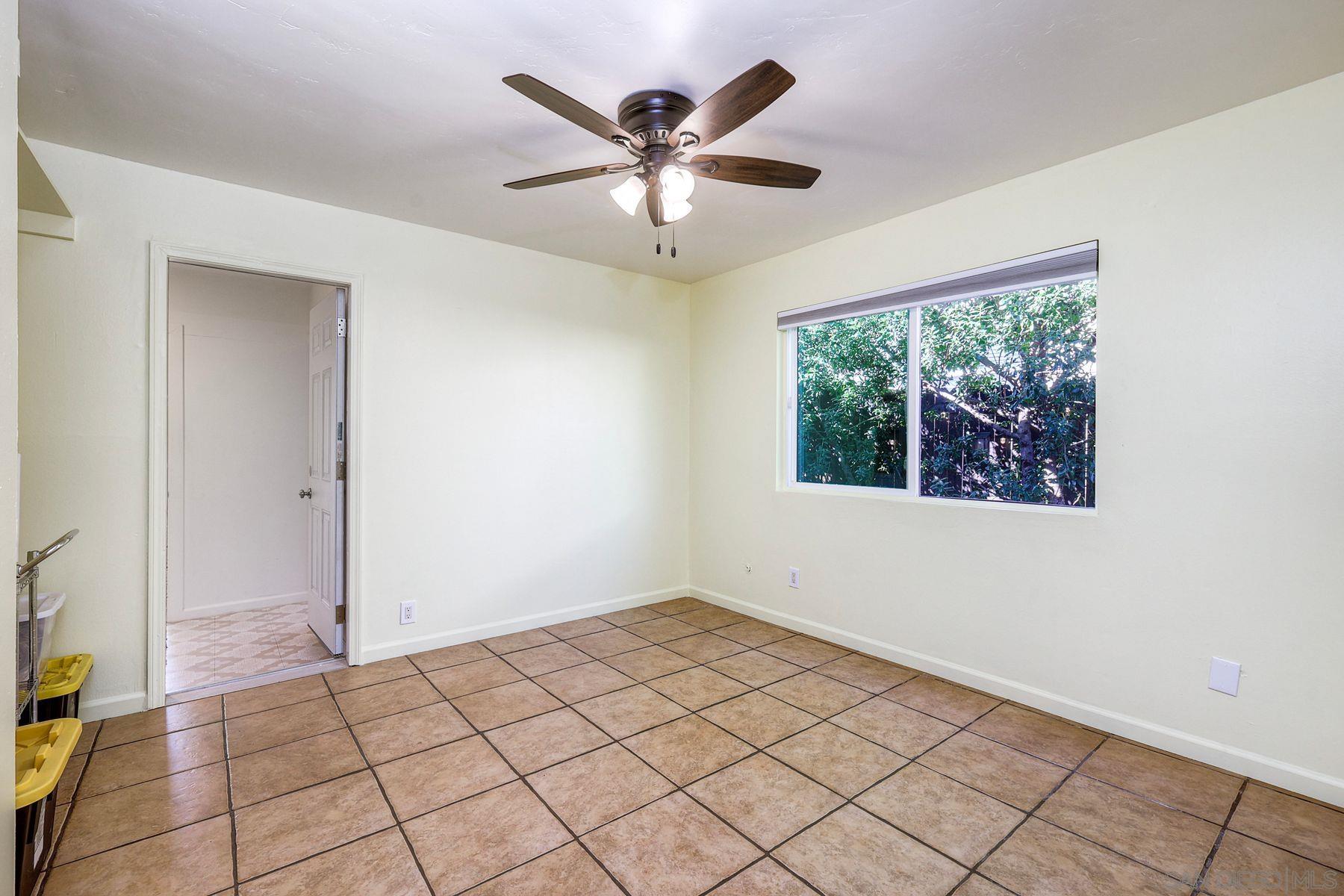 Detail Gallery Image 16 of 56 For 2371-75  Berry Street, Lemon Grove,  CA 91945 - 4 Beds | 3 Baths