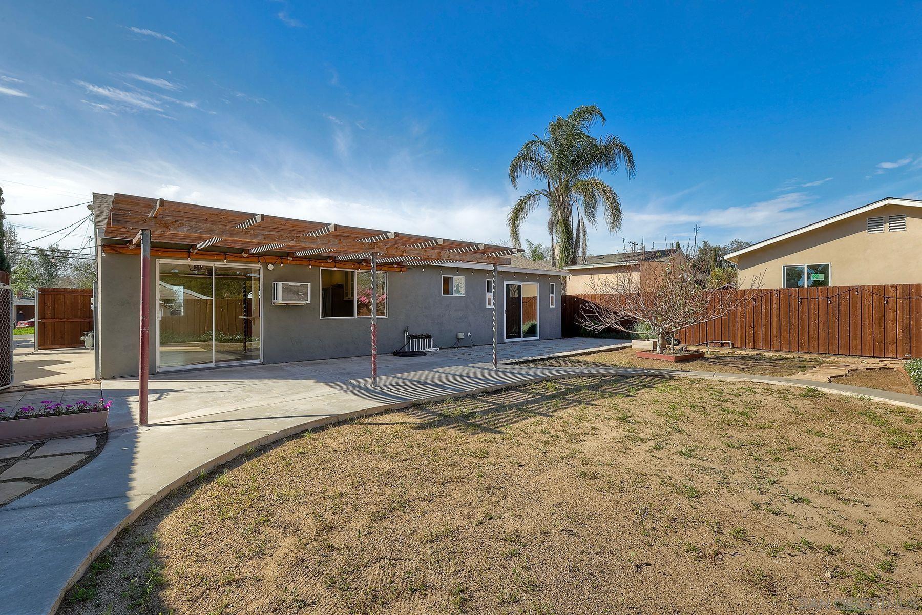 Detail Gallery Image 21 of 56 For 2371-75  Berry Street, Lemon Grove,  CA 91945 - 4 Beds | 3 Baths