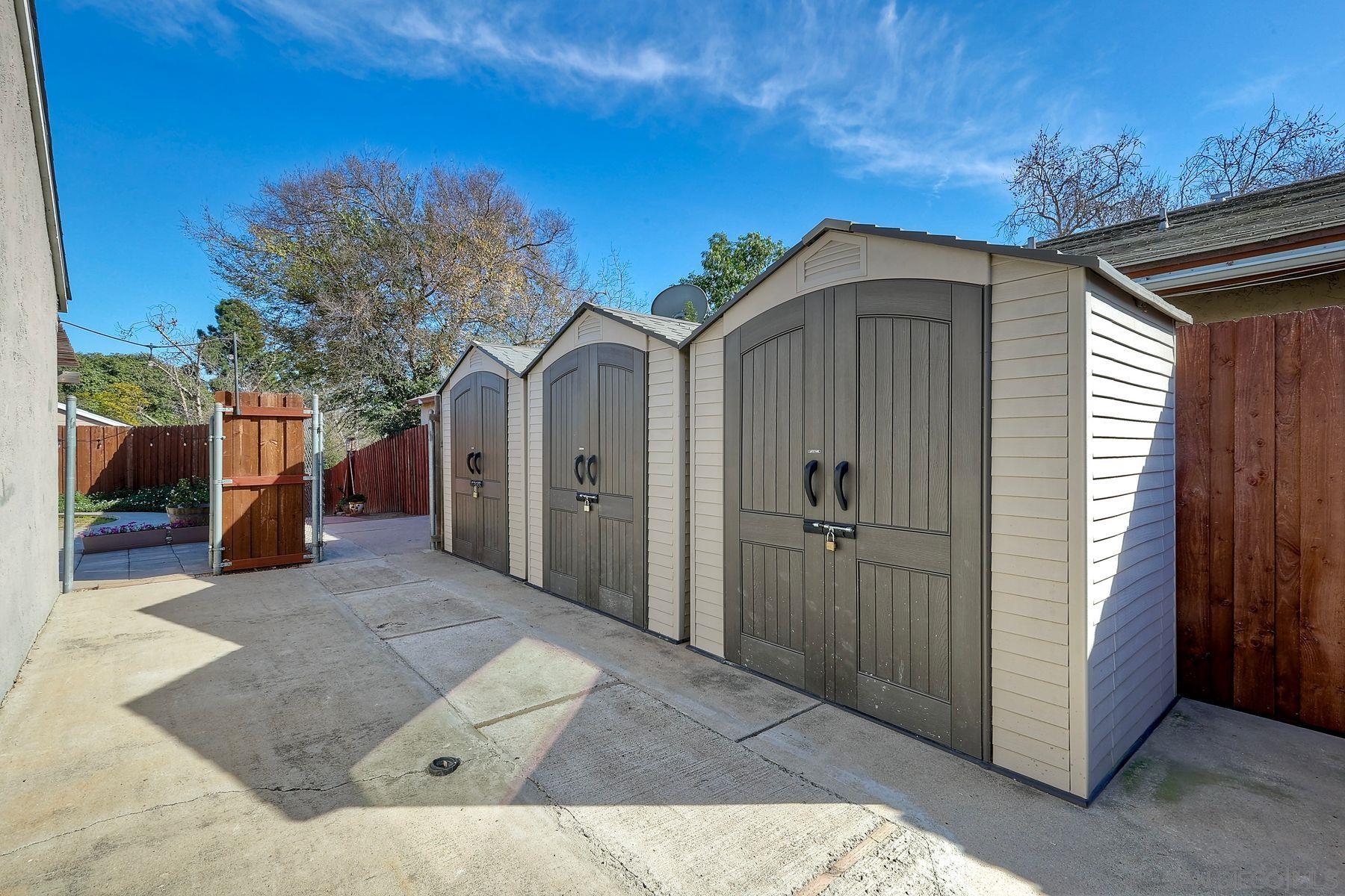 Detail Gallery Image 24 of 56 For 2371-75  Berry Street, Lemon Grove,  CA 91945 - 4 Beds | 3 Baths