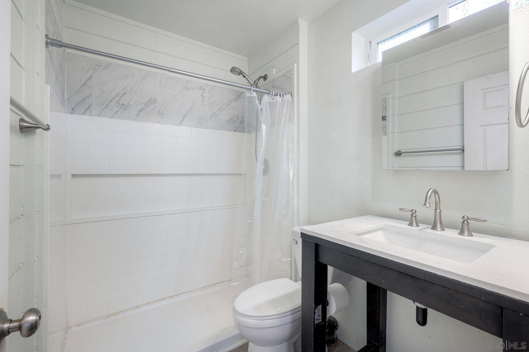 Detail Gallery Image 32 of 56 For 2371-75  Berry Street, Lemon Grove,  CA 91945 - 4 Beds | 3 Baths