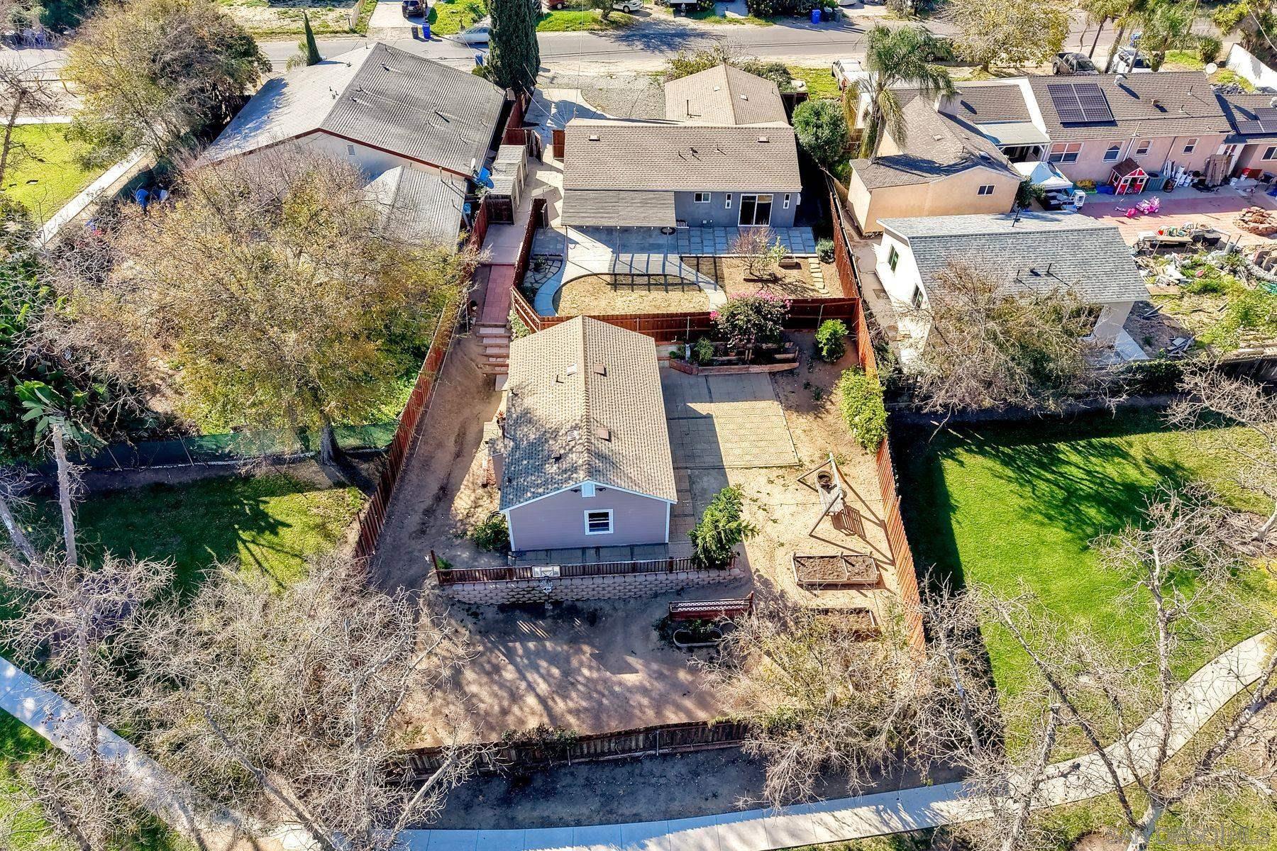 Detail Gallery Image 43 of 56 For 2371-75  Berry Street, Lemon Grove,  CA 91945 - 4 Beds | 3 Baths