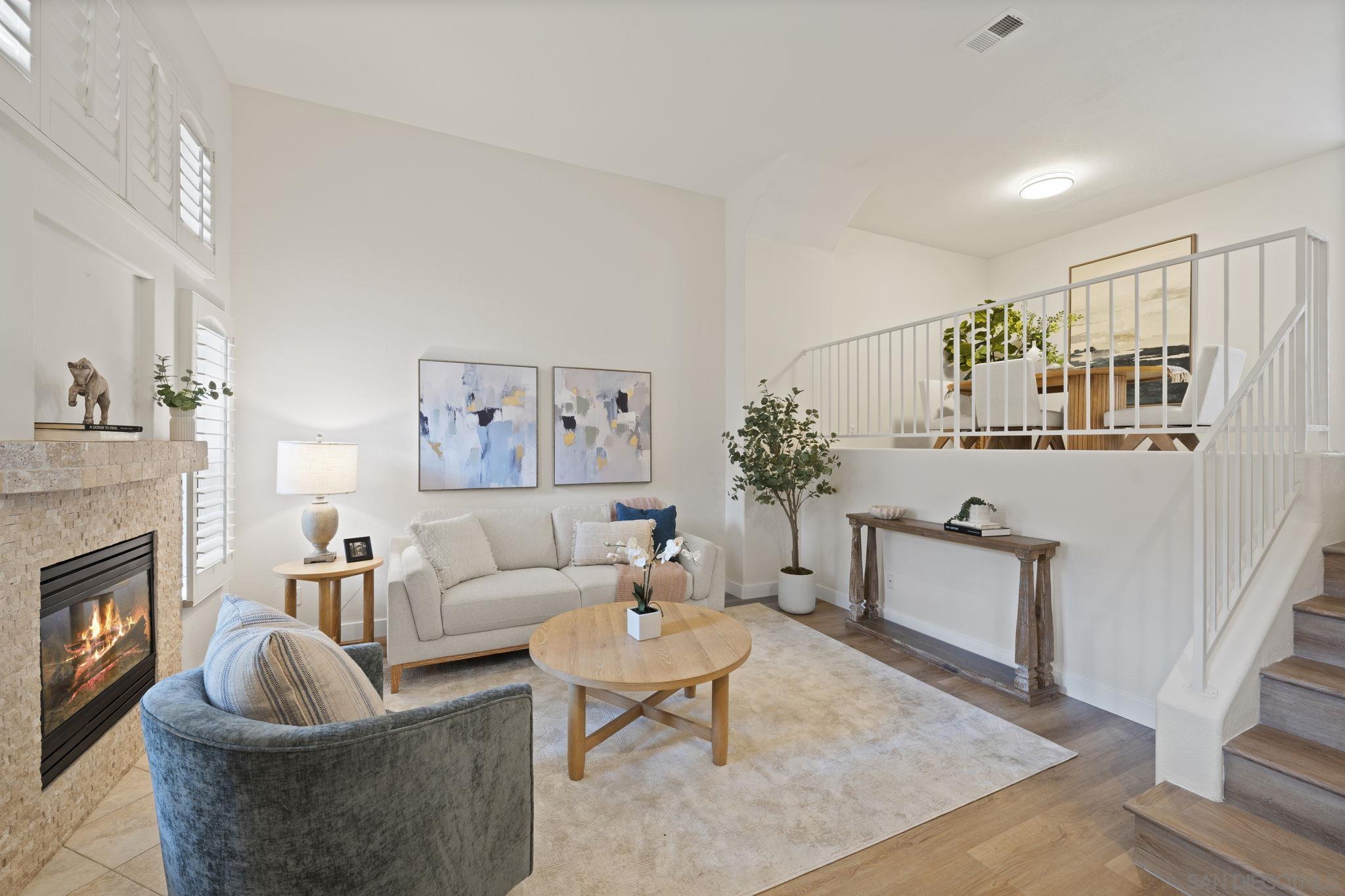 Detail Gallery Image 3 of 38 For 12559  El Camino Real B, San Diego,  CA 92130 - 2 Beds | 2/1 Baths